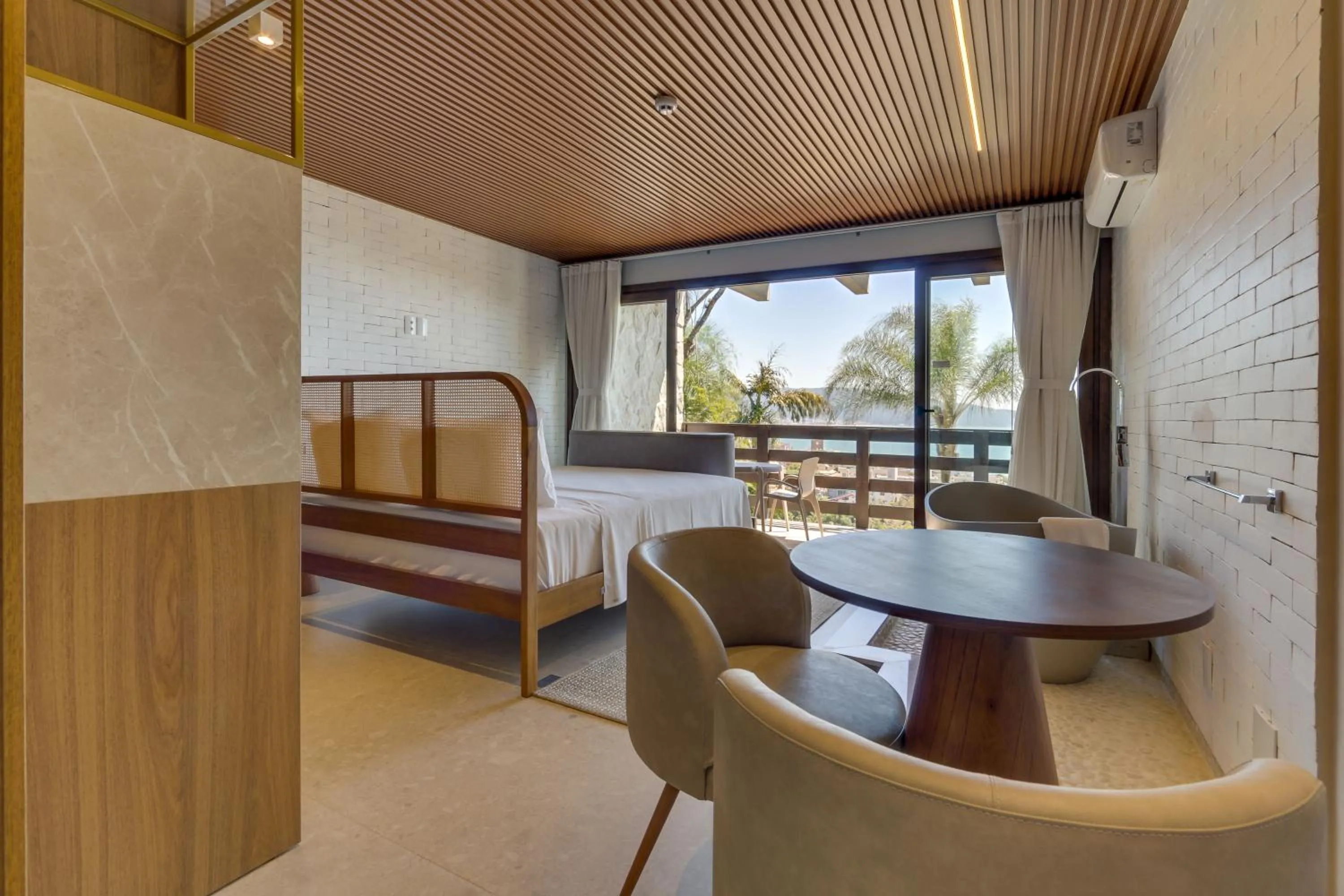 Photo of the whole room, Bed in Pousada do Arvoredo