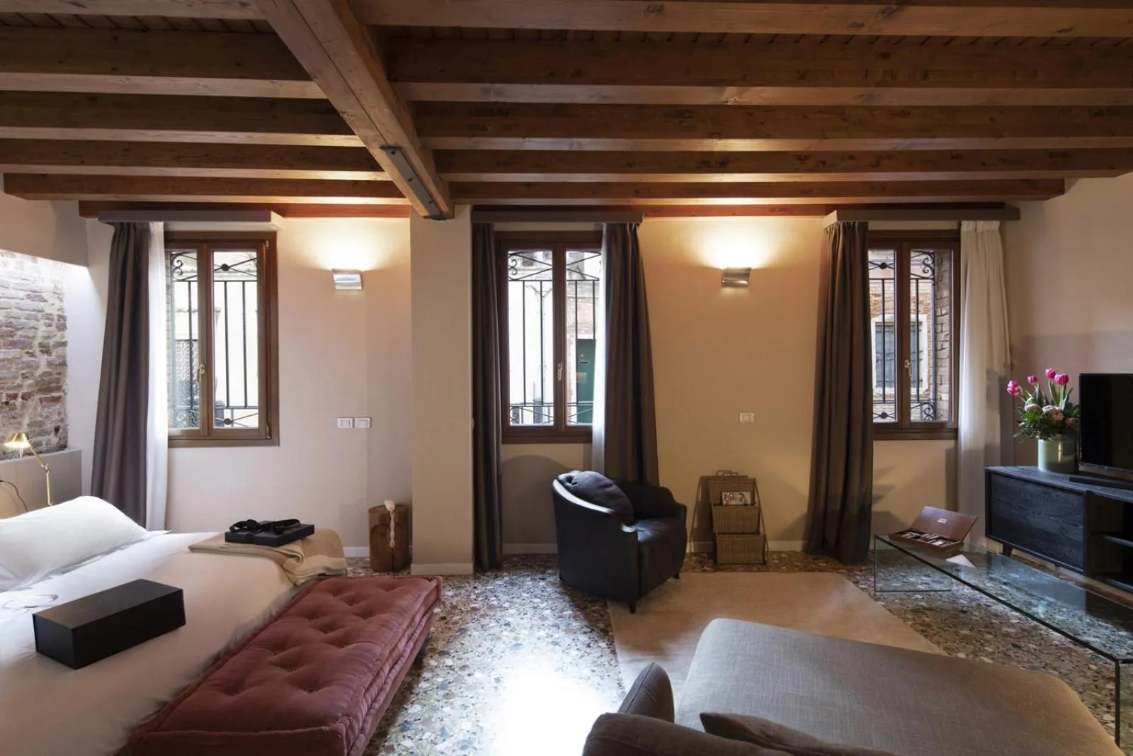 Photo of the whole room, Bed in Corte Di Gabriela