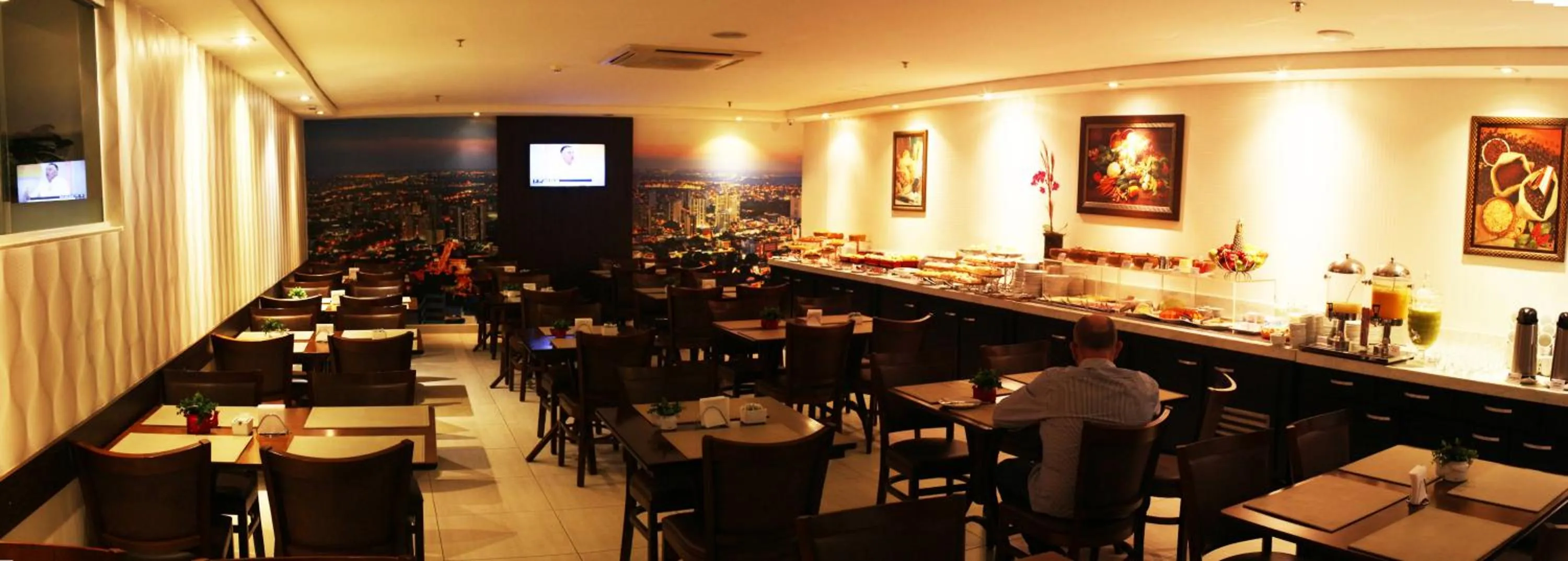 Restaurant/places to eat in Hotel D'Luca