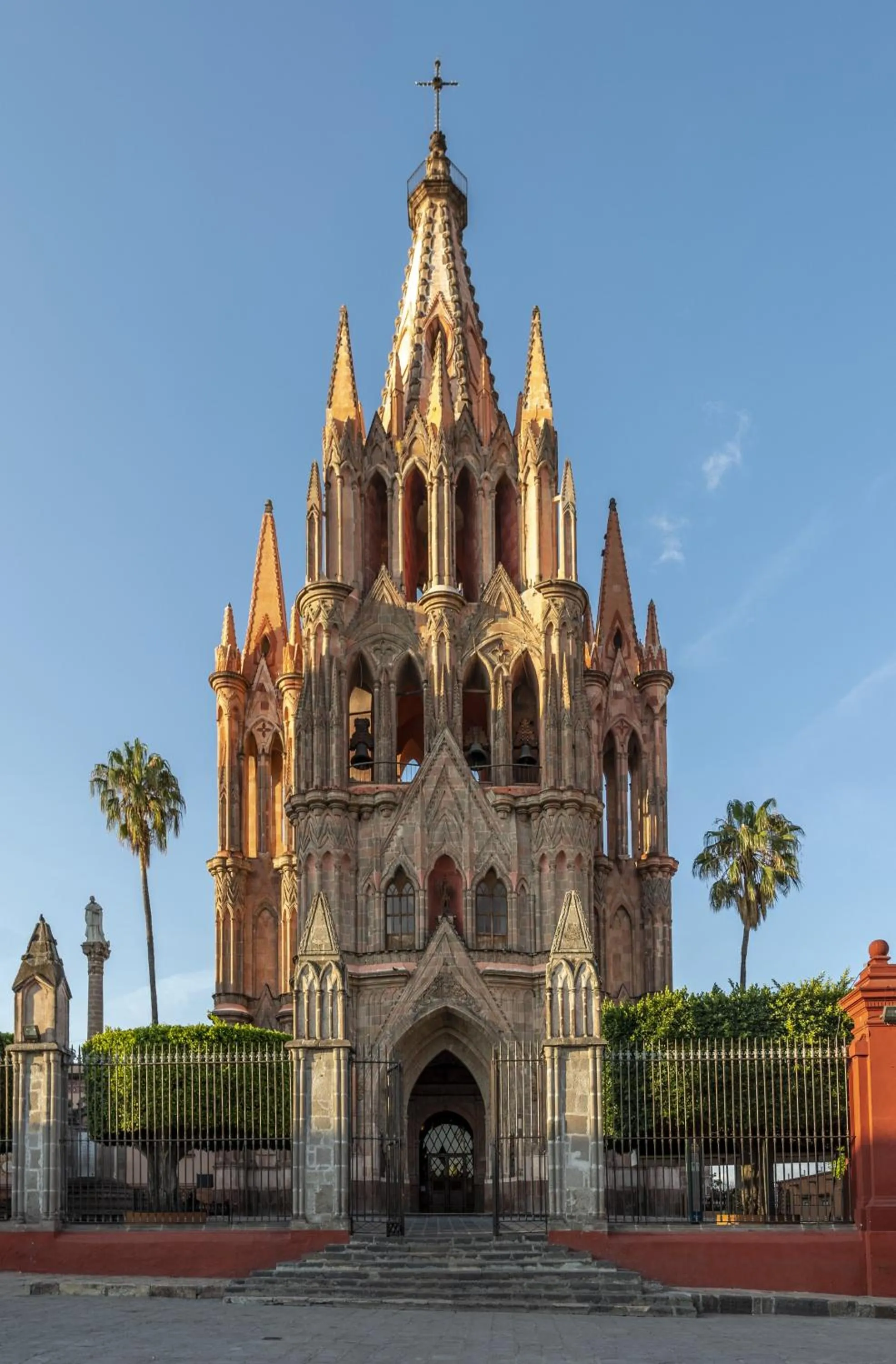 Photo of the whole room in Live Aqua San Miguel de Allende