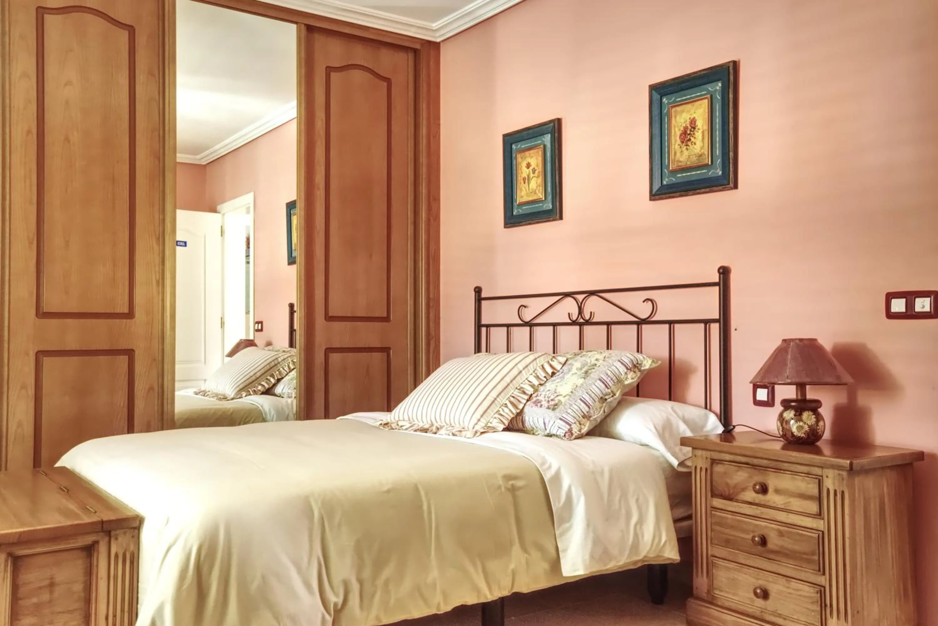 Photo of the whole room, Bed in Hotel La Colina