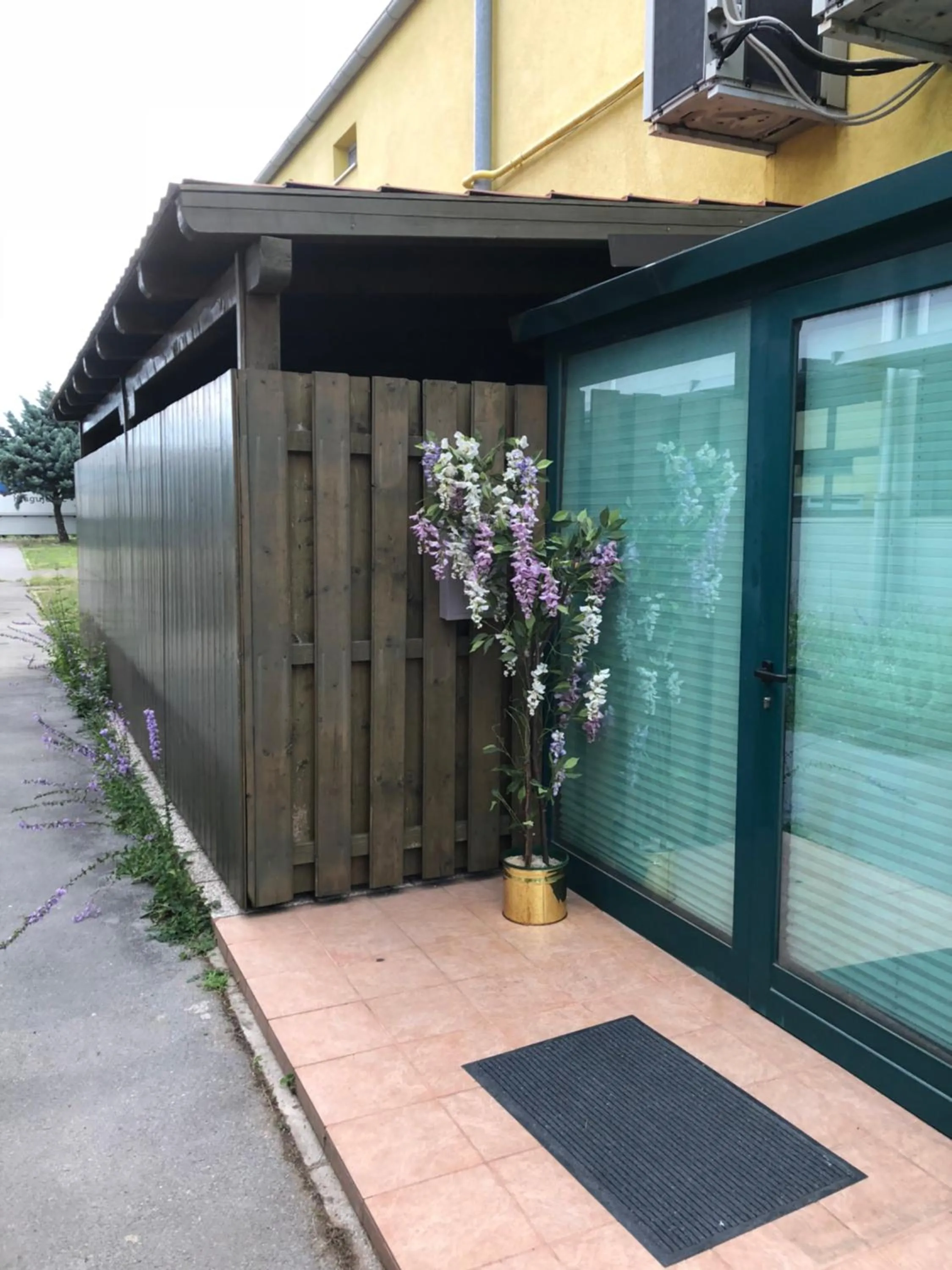 Property building in Motel Sofia