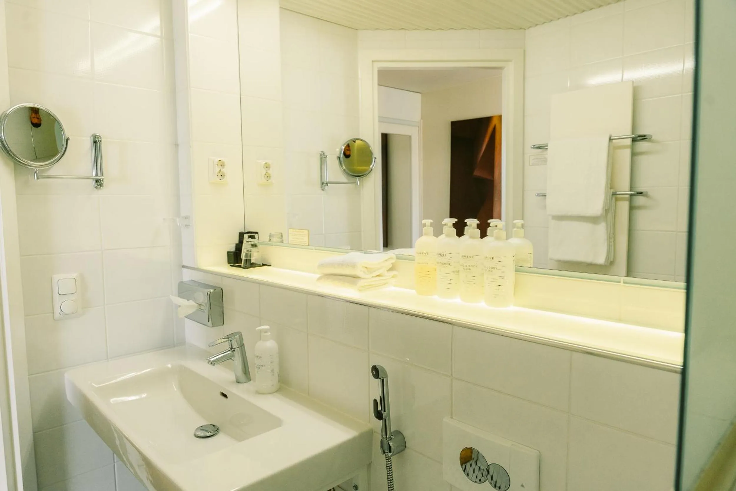 Bathroom in Boutique Hotel Yöpuu