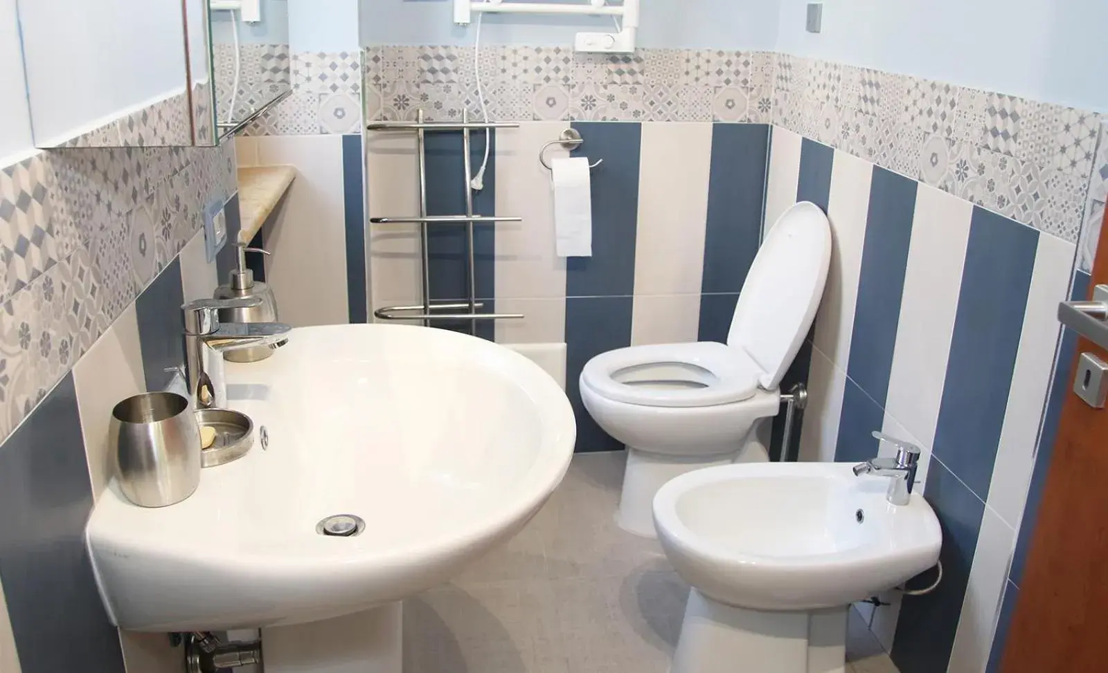 Double Room with Private Bathroom - single occupancy in MarArte B&B Double Room with Private Bathroom - single occupancy in MarArte B&B