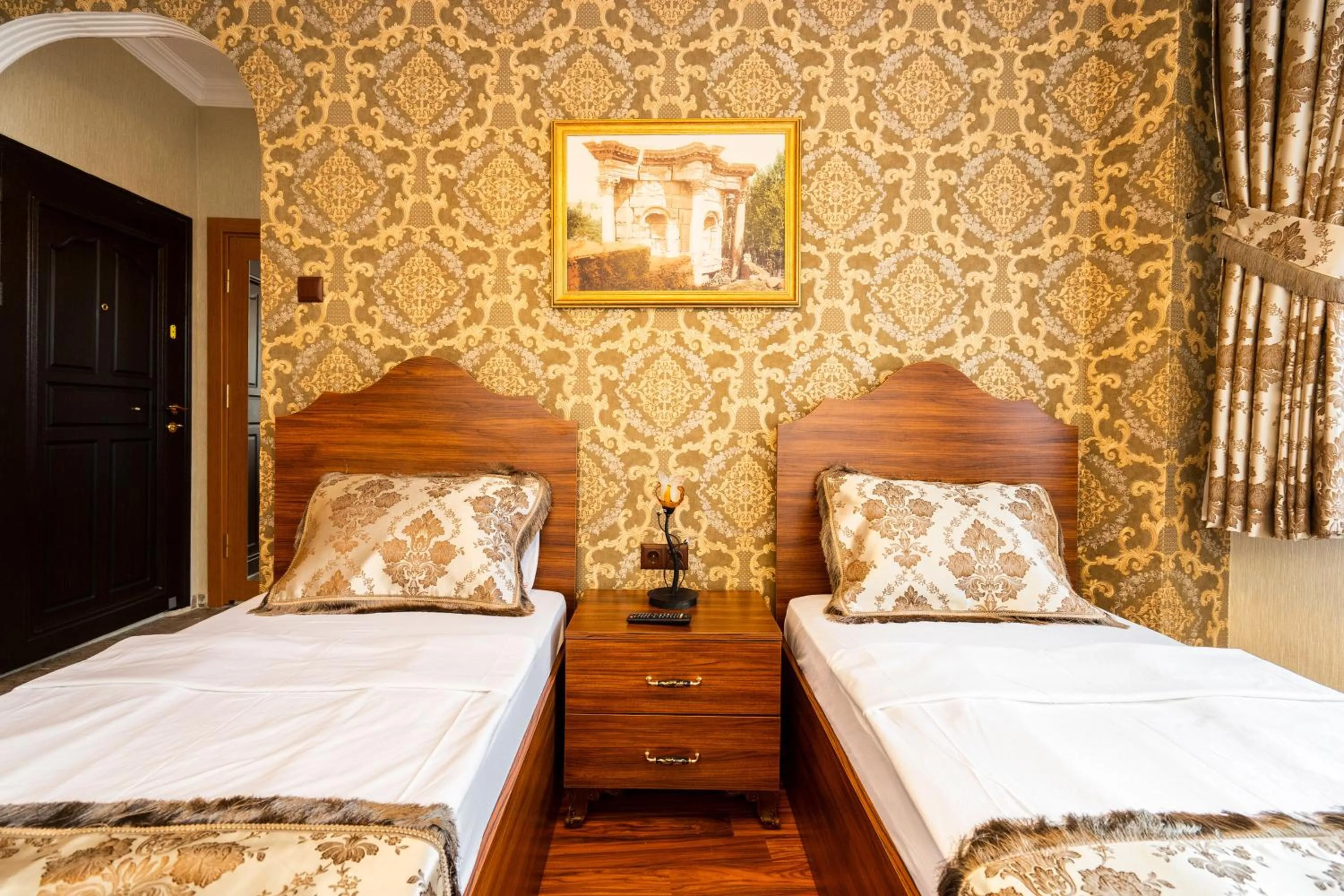 Bedroom, Bed in The First Ottoman Suites