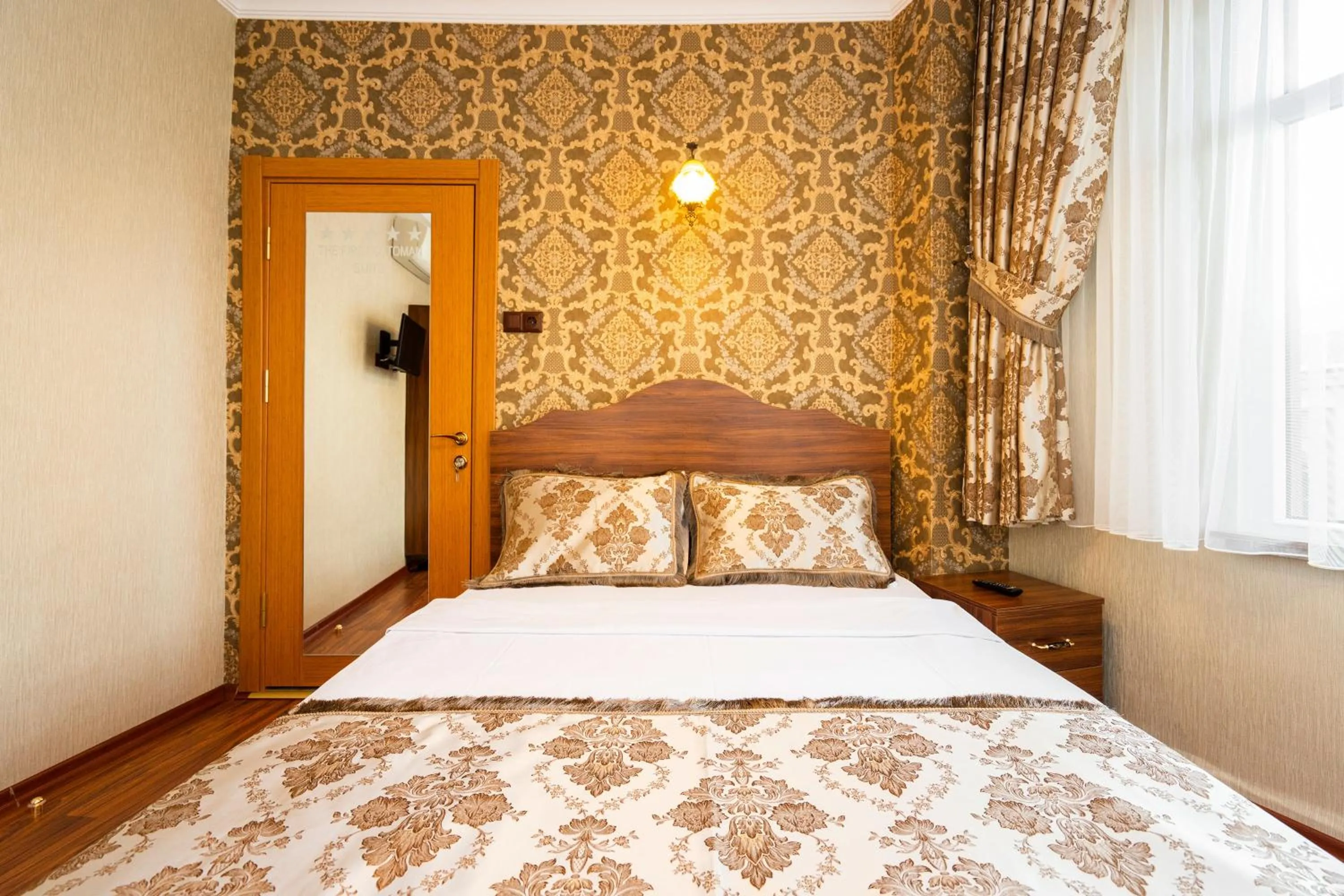 Bedroom, Bed in The First Ottoman Suites