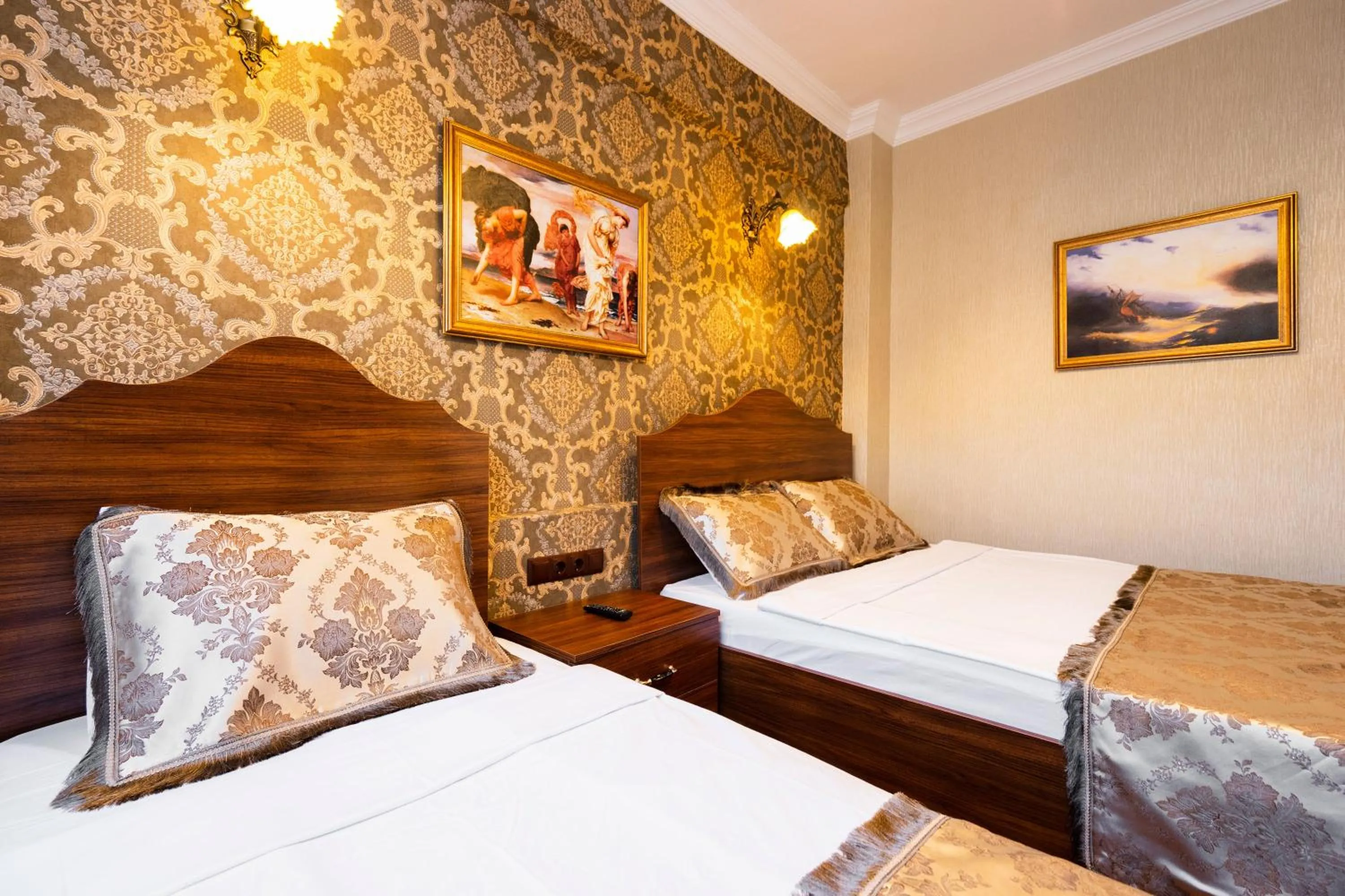 Bedroom, Bed in The First Ottoman Suites