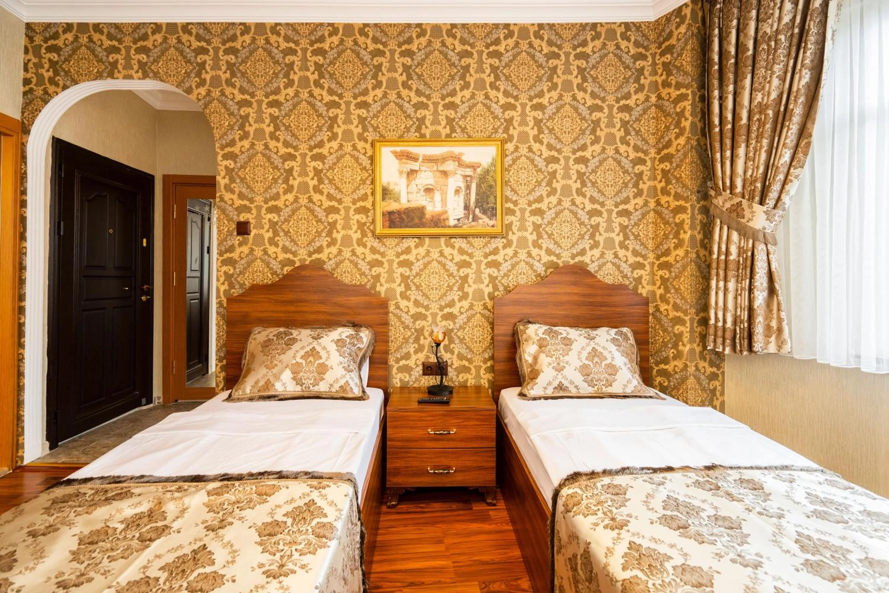 Bedroom, Bed in The First Ottoman Suites