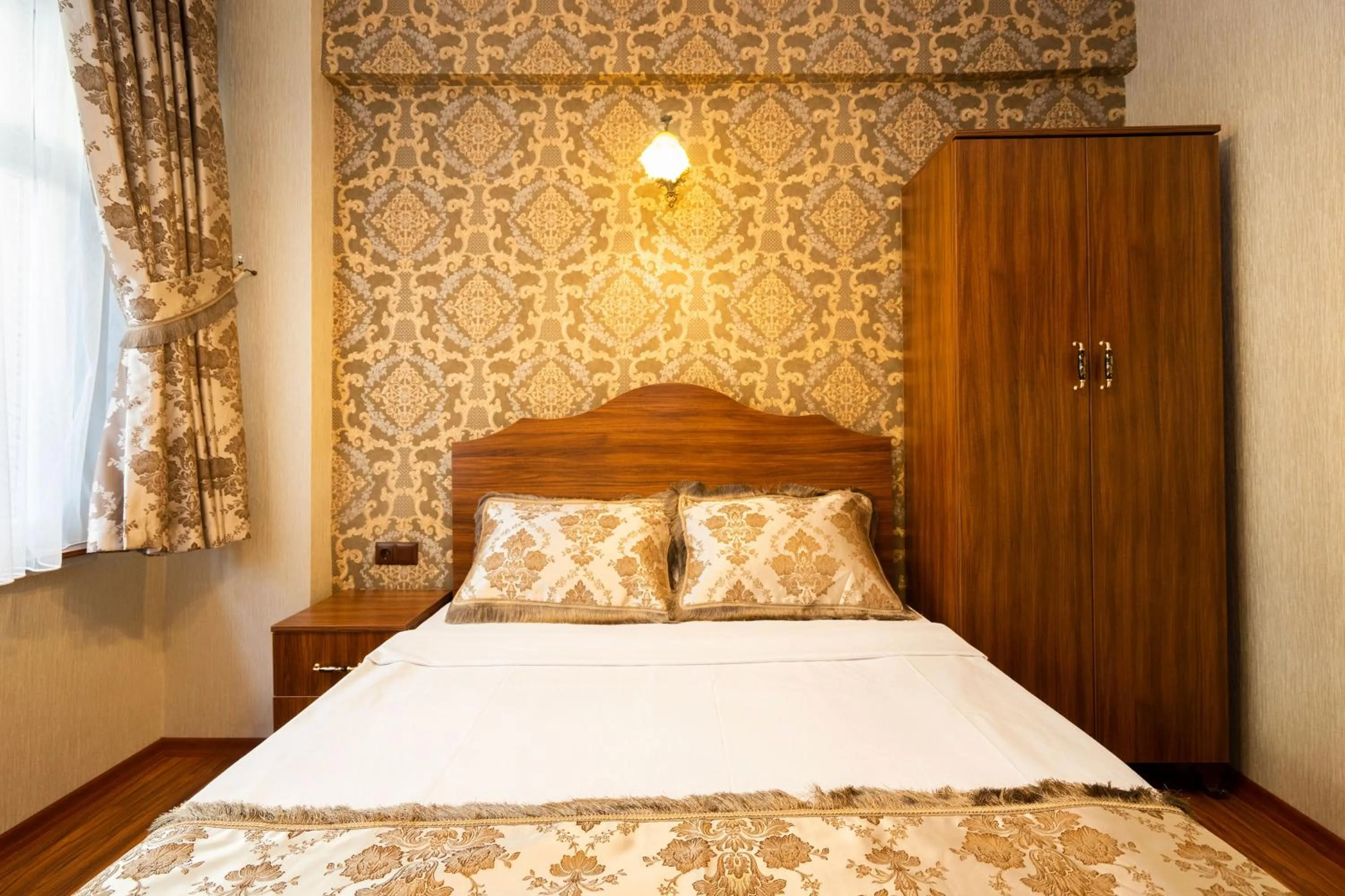 Bedroom, Bed in The First Ottoman Suites