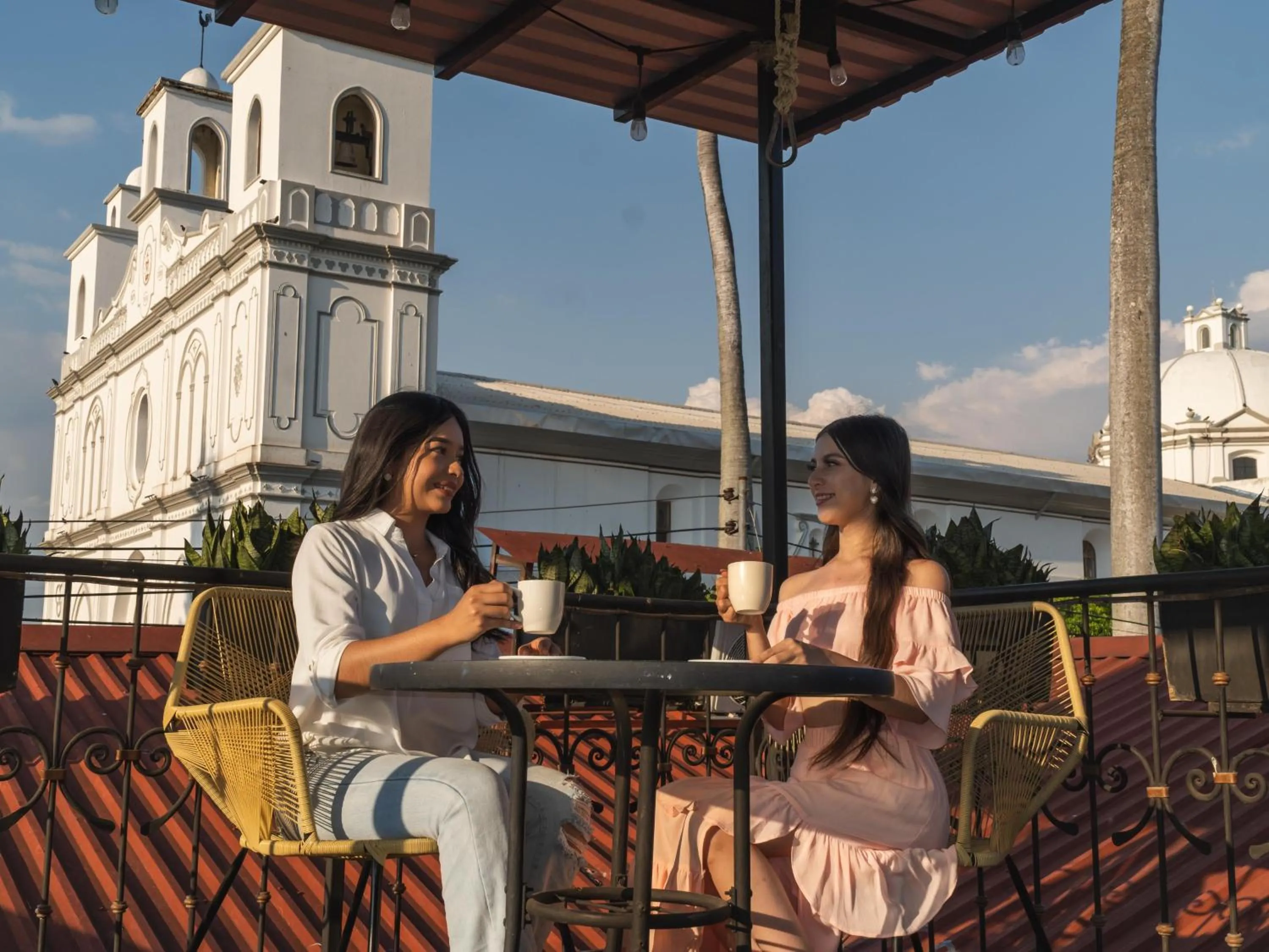 Balcony/Terrace in La Casa de Mamapán Hotel Colonial Ahuachapan