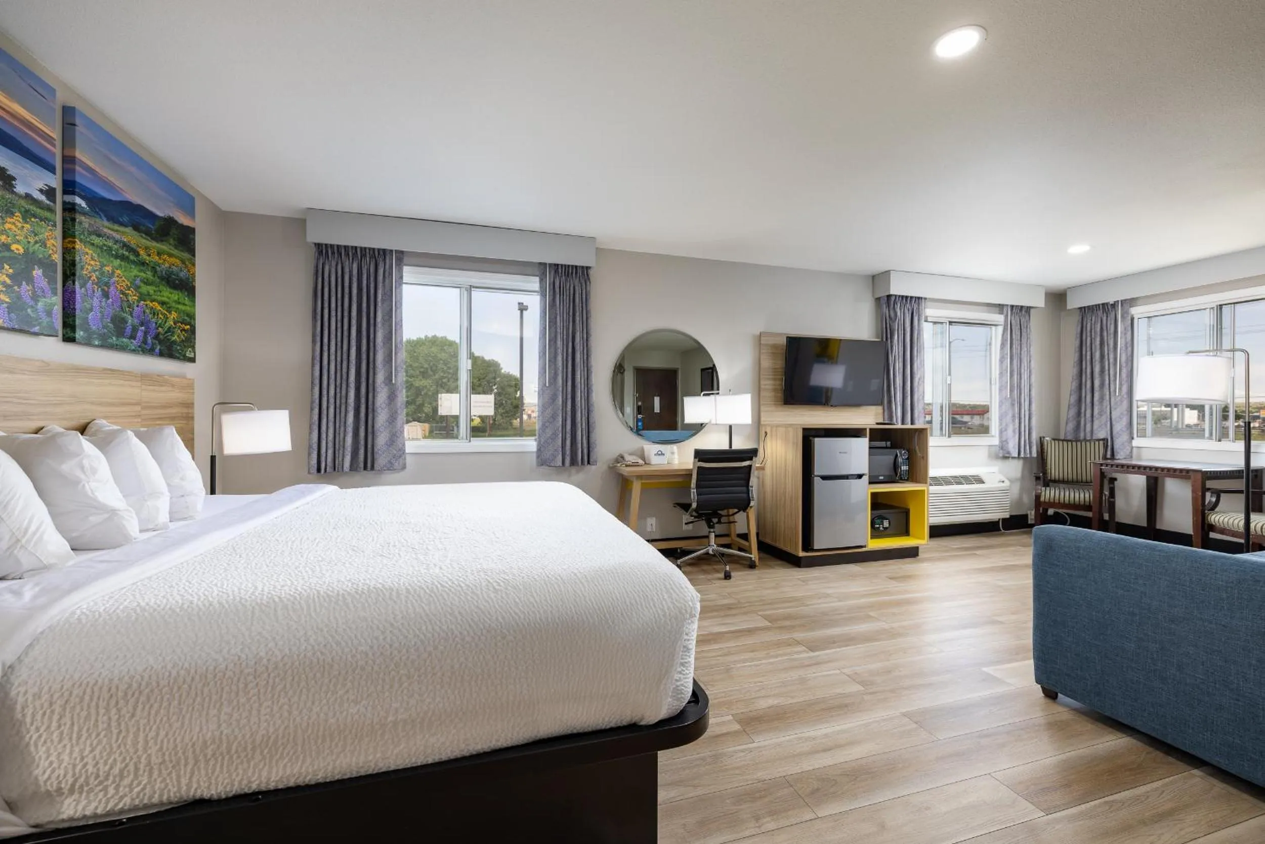 Bed in Days Inn by Wyndham Billings