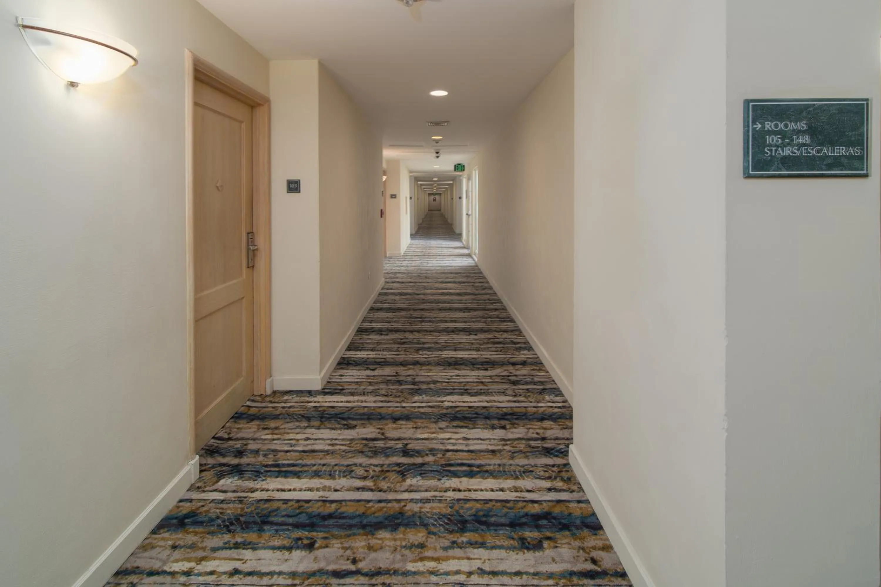 locker in Quality Hotel Real Aeropuerto San Salvador
