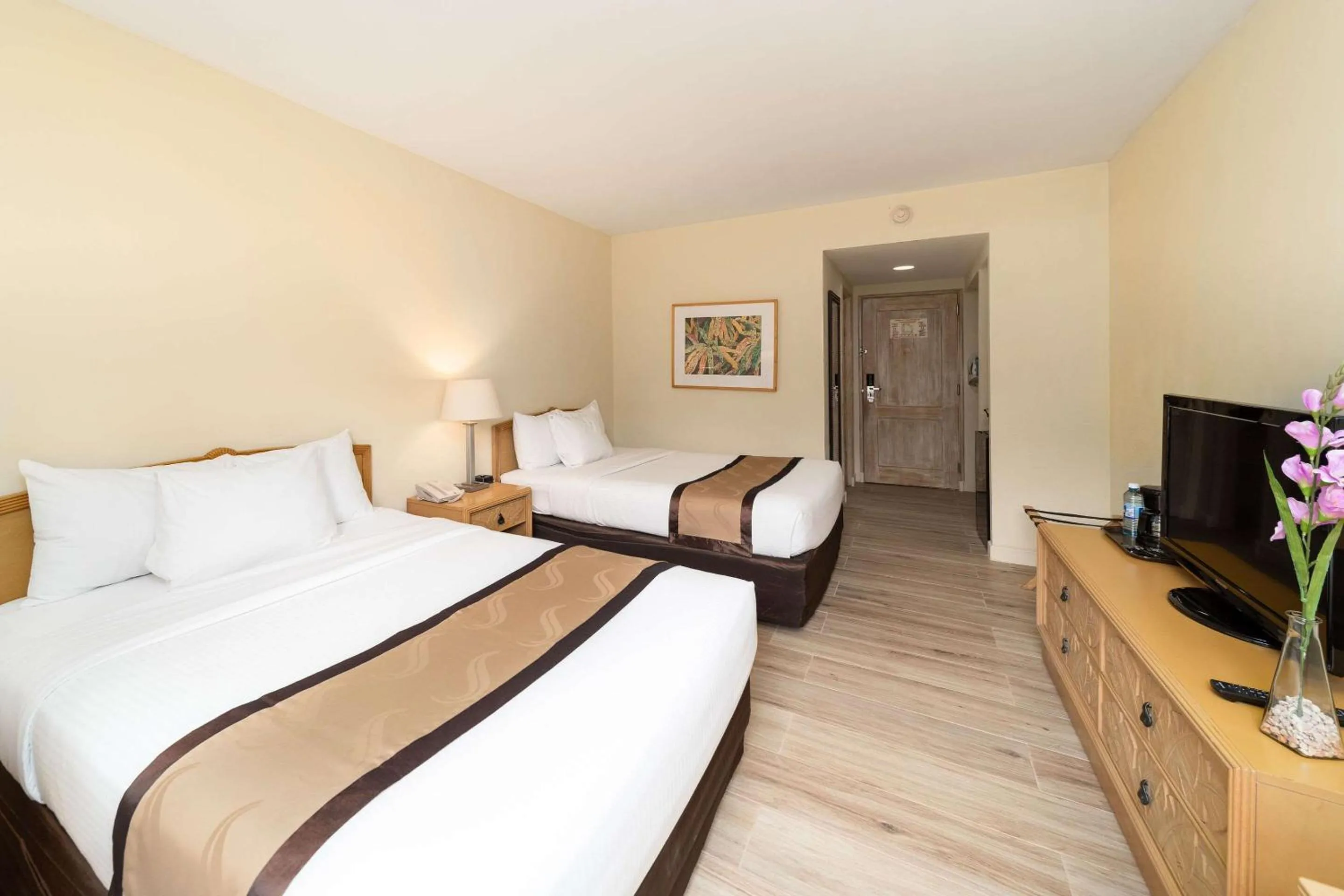 Bed in Quality Hotel Real Aeropuerto San Salvador