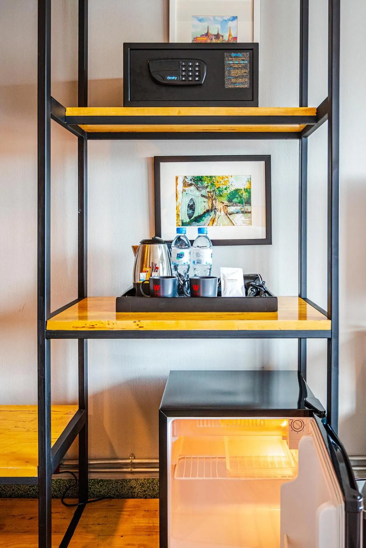 safe in W22 by Burasari