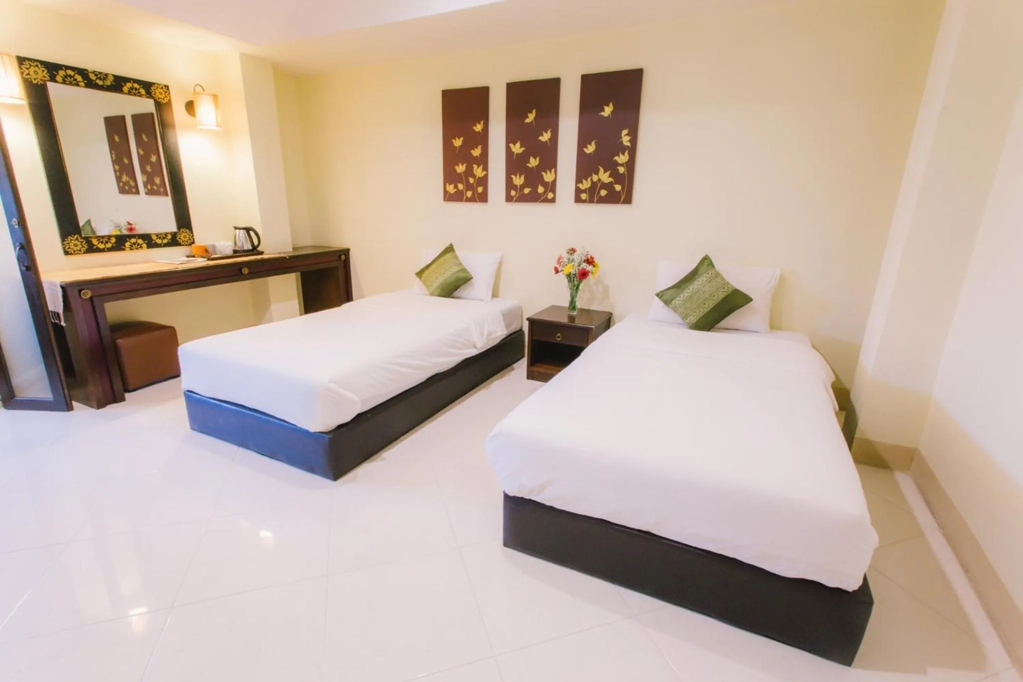 Royal Princess City Lamphun Hotel