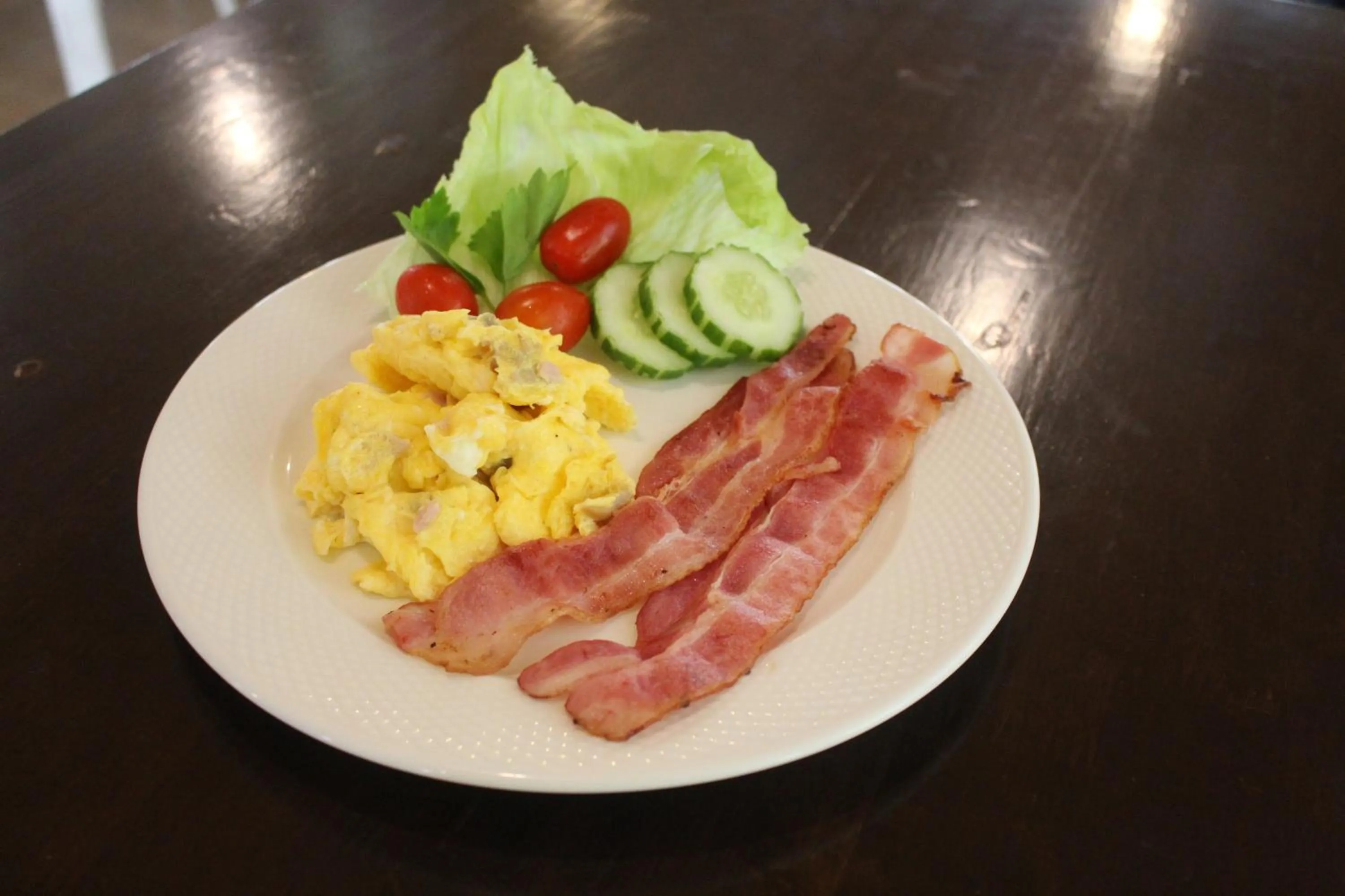 Food and drinks in Royal Princess City Lamphun Hotel