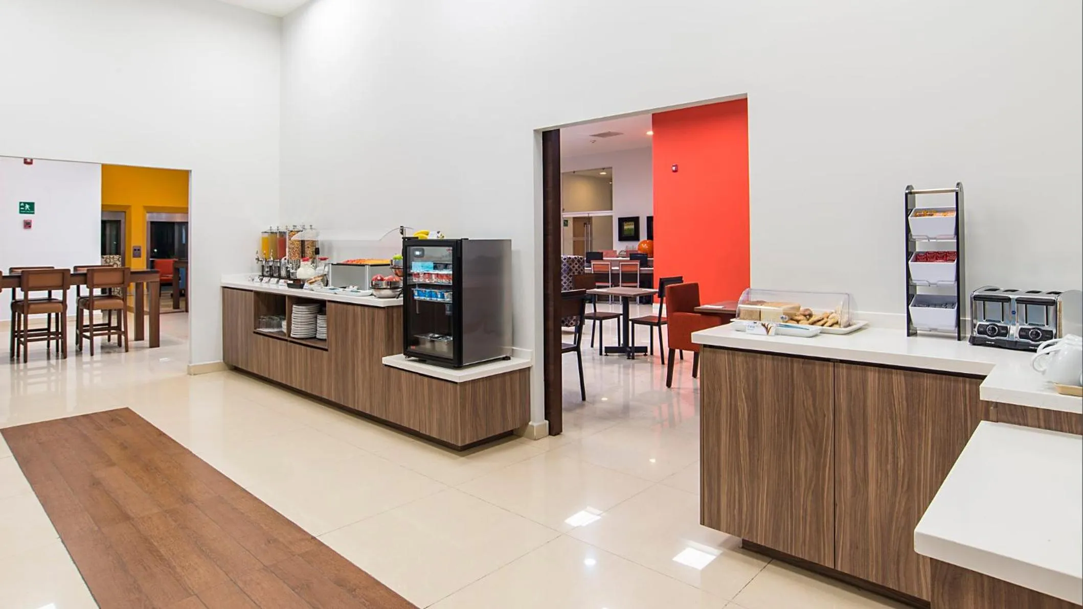 Breakfast in Holiday Inn Express Manzanillo by IHG