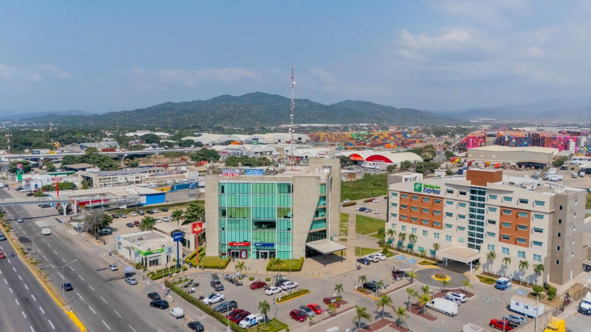 Property building in Holiday Inn Express Manzanillo by IHG