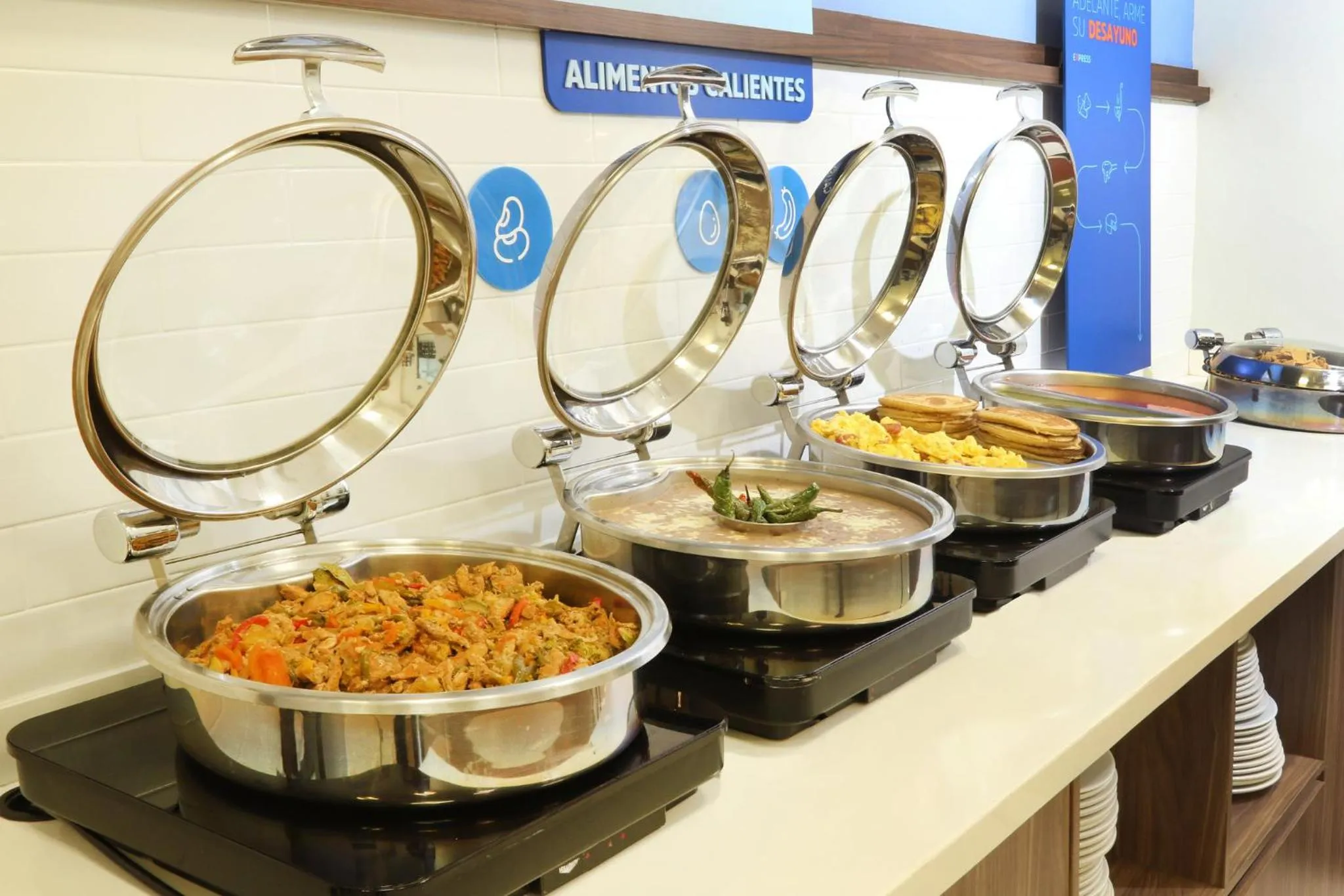 Breakfast in Holiday Inn Express Manzanillo by IHG