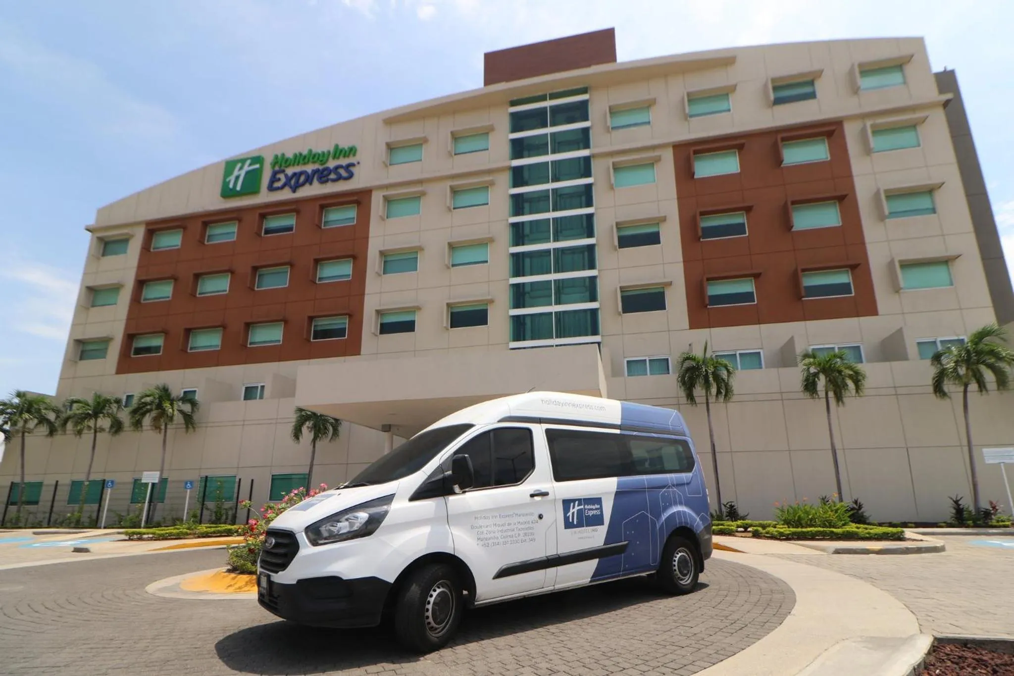 Property building in Holiday Inn Express Manzanillo by IHG