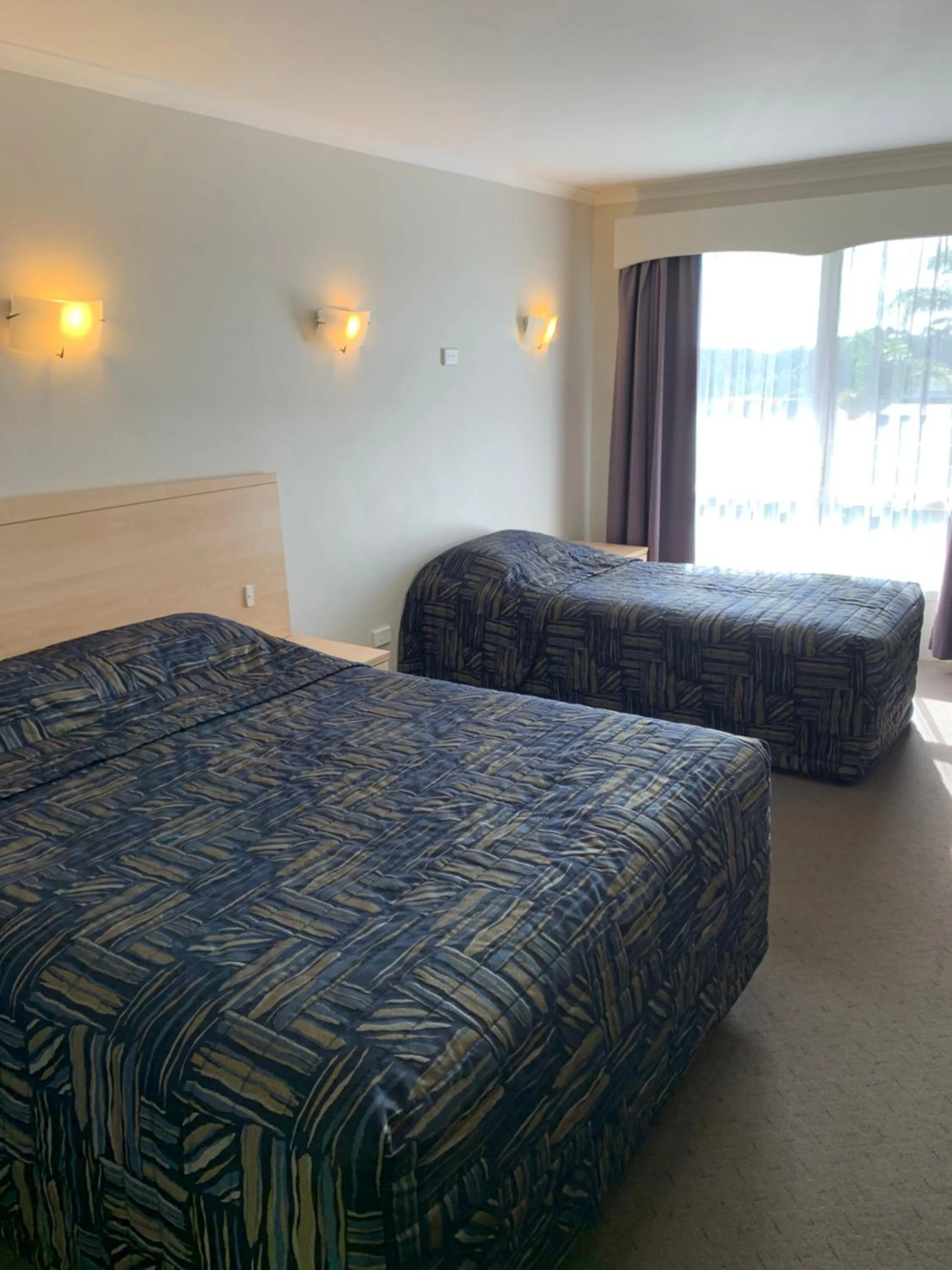 Bed in Shellharbour Resort and Conference Centre
