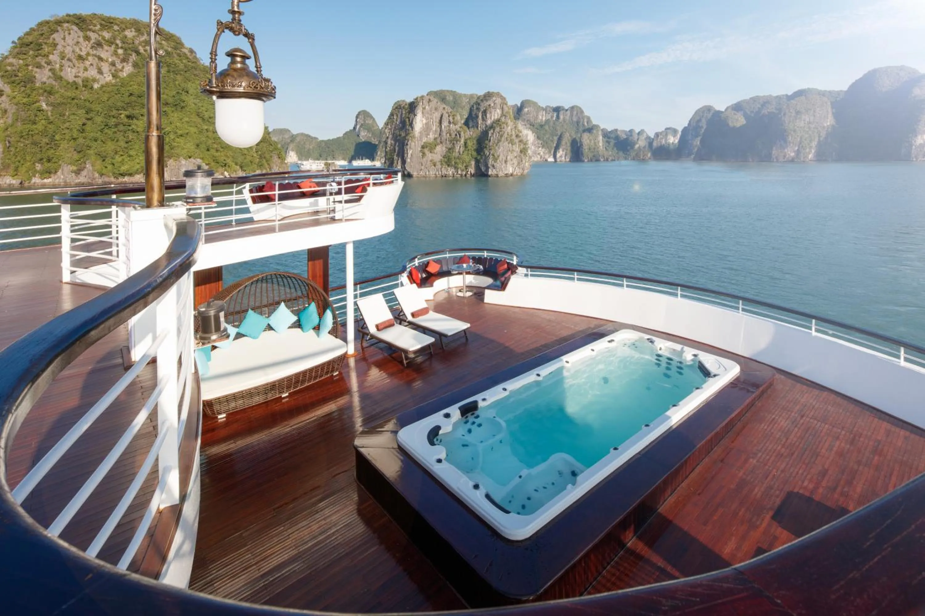 Hot Tub in Ambassador Cruise Halong Bay