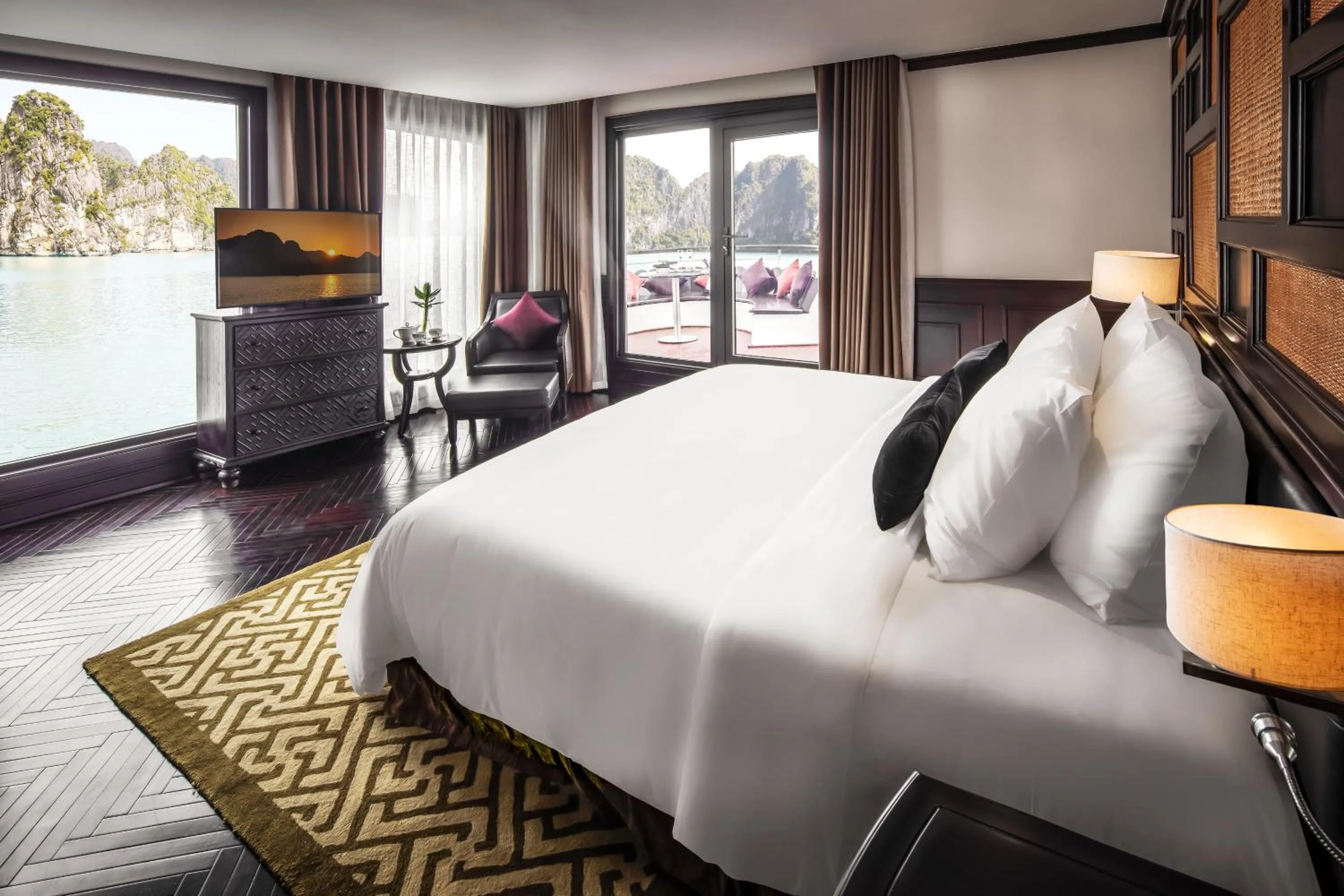 Photo of the whole room, Bed in Ambassador Cruise Halong Bay