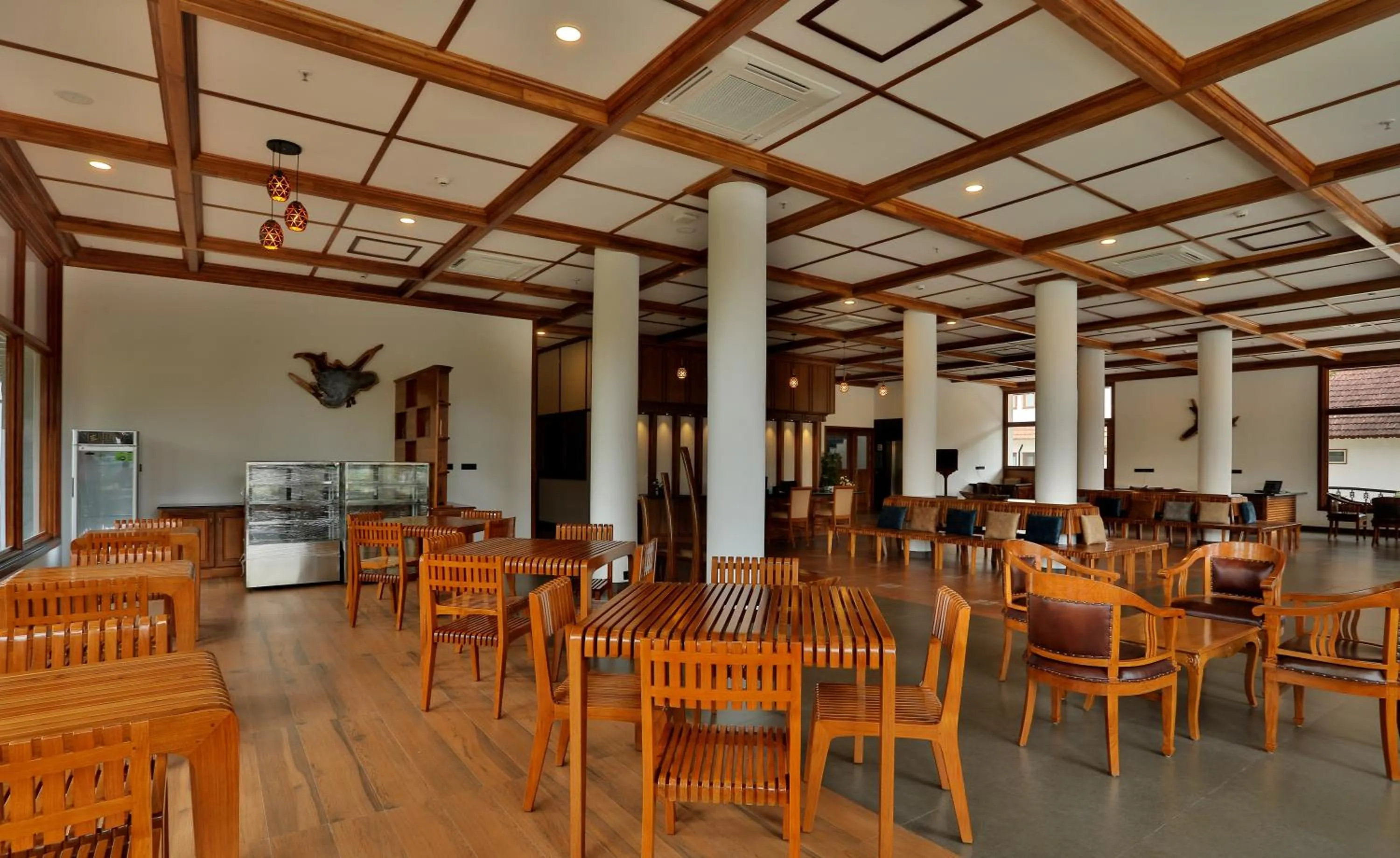 Restaurant/places to eat in Backwater Ripples Kumarakom