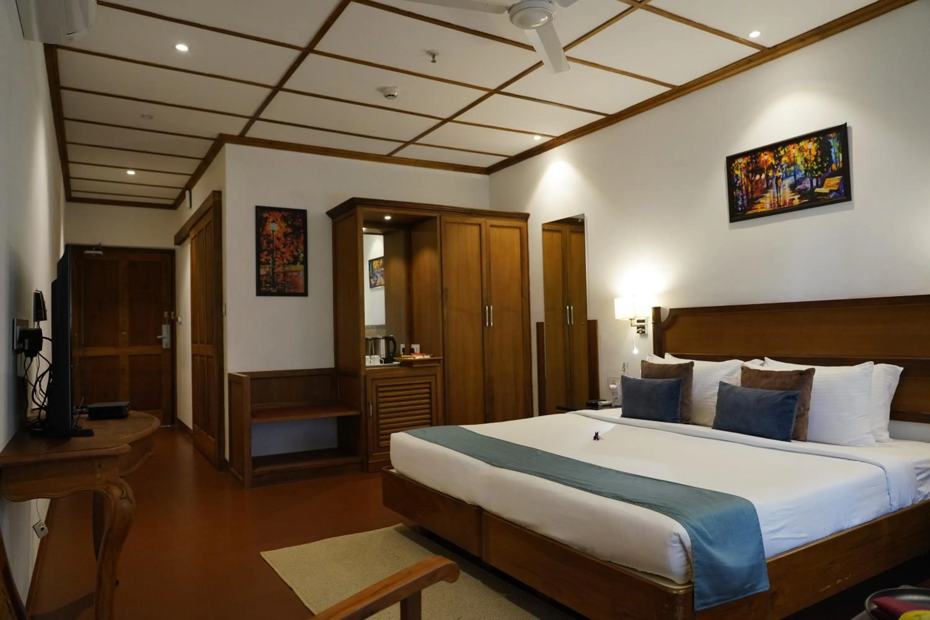 Bedroom, Bed in Backwater Ripples Kumarakom