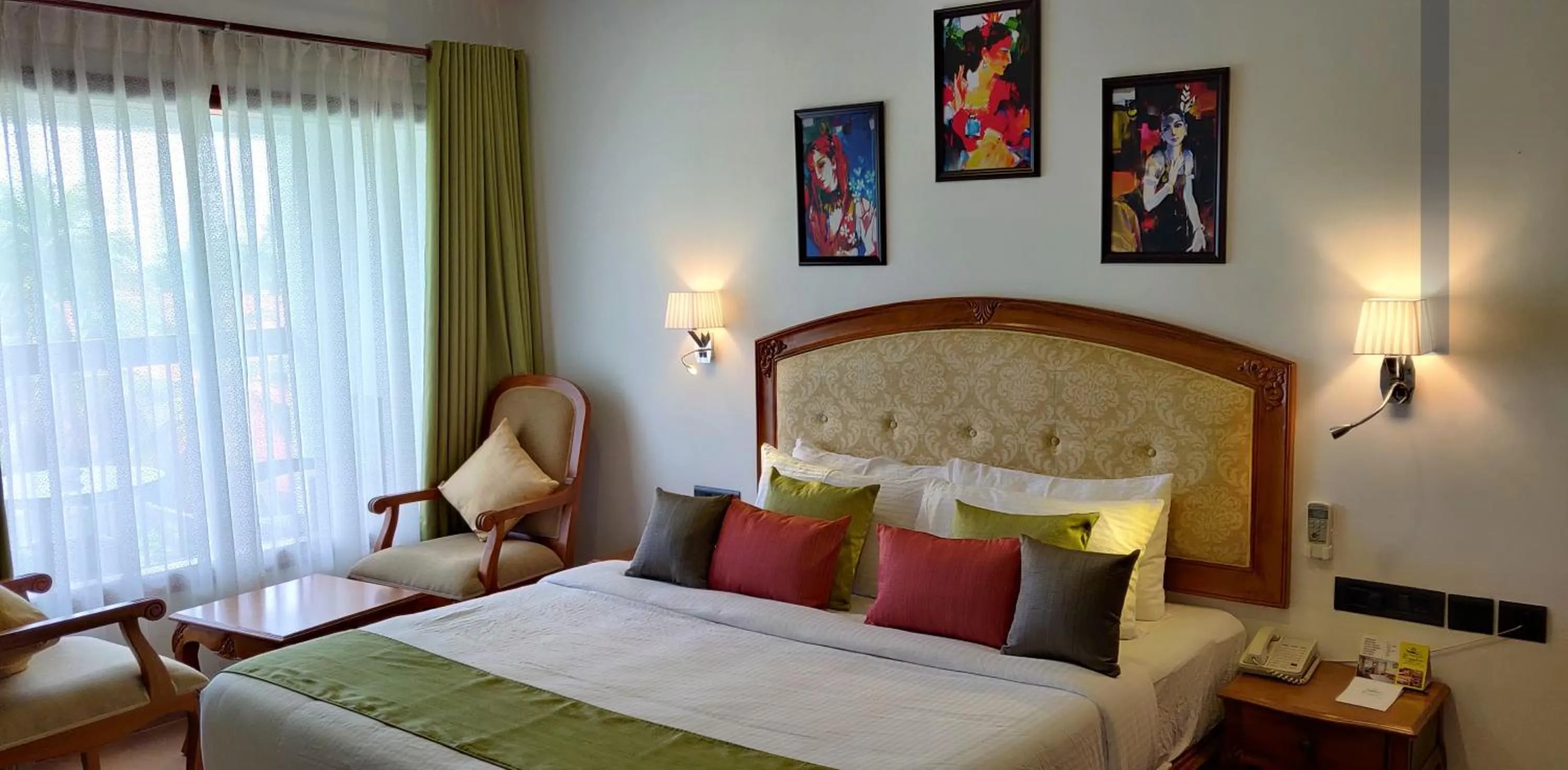 Bedroom, Bed in Backwater Ripples Kumarakom