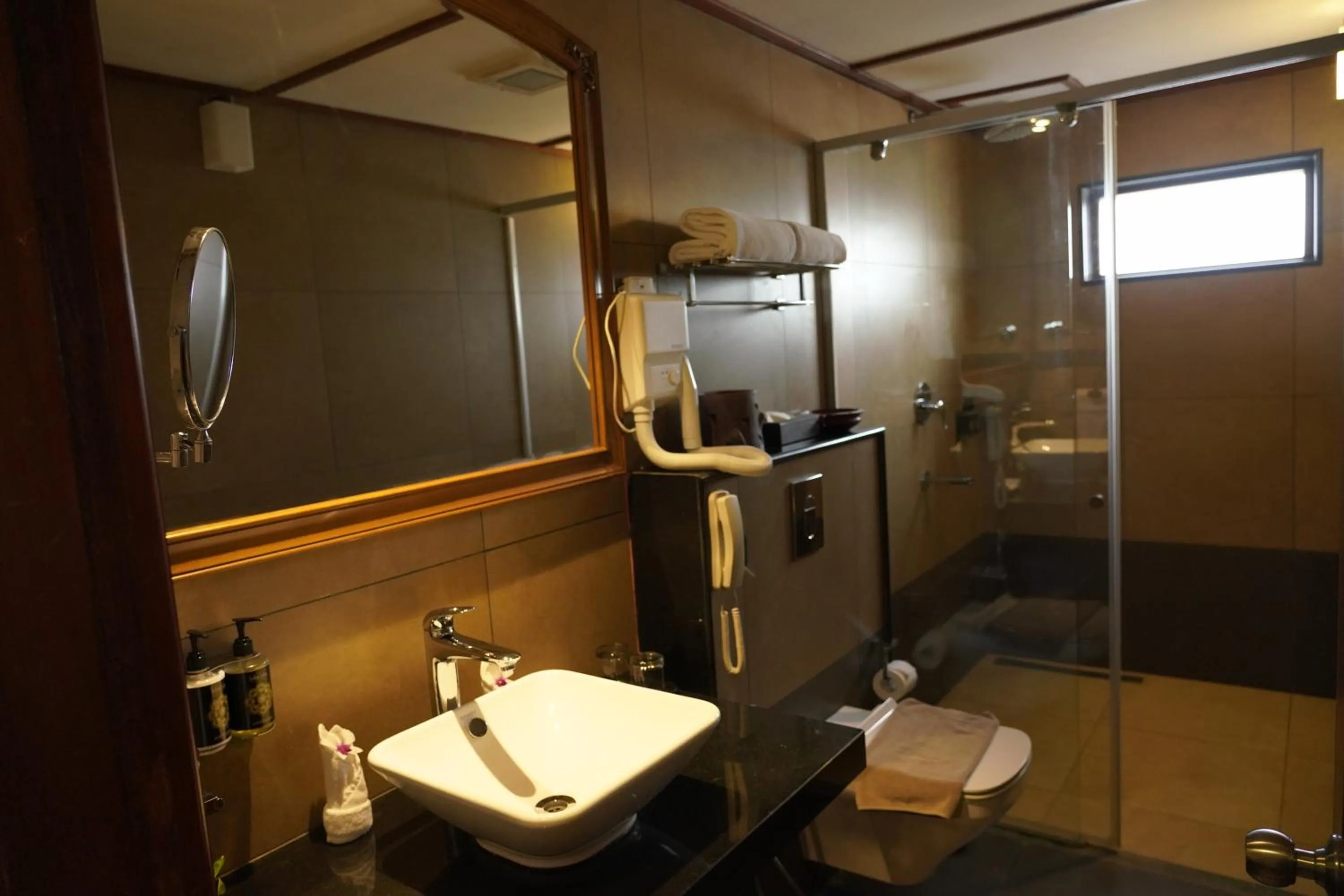 Bathroom in Backwater Ripples Kumarakom