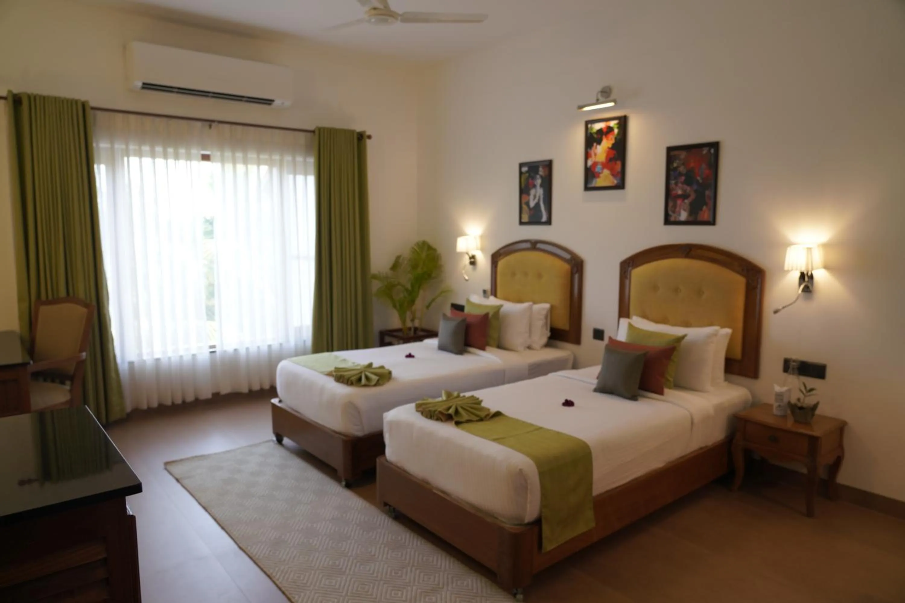 Photo of the whole room, Bed in Backwater Ripples Kumarakom
