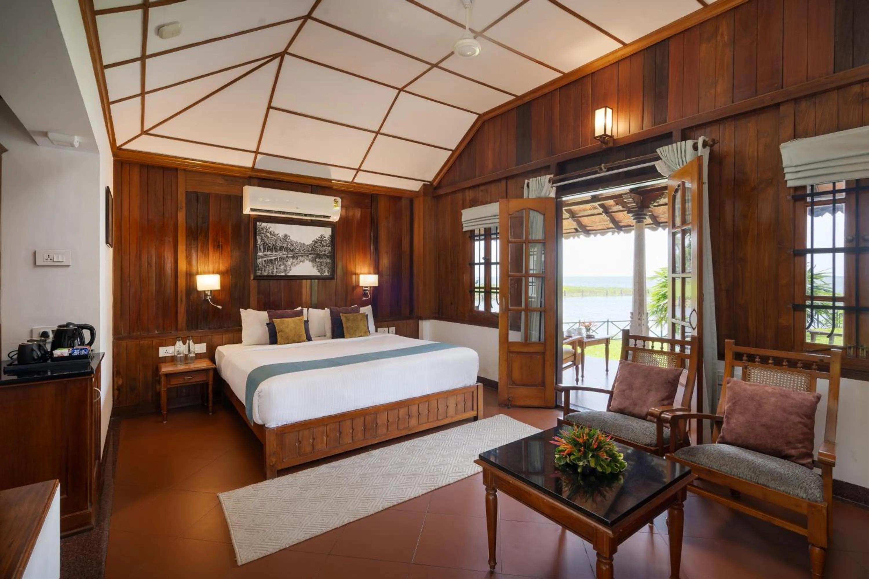 Bedroom, Bed in Backwater Ripples Kumarakom