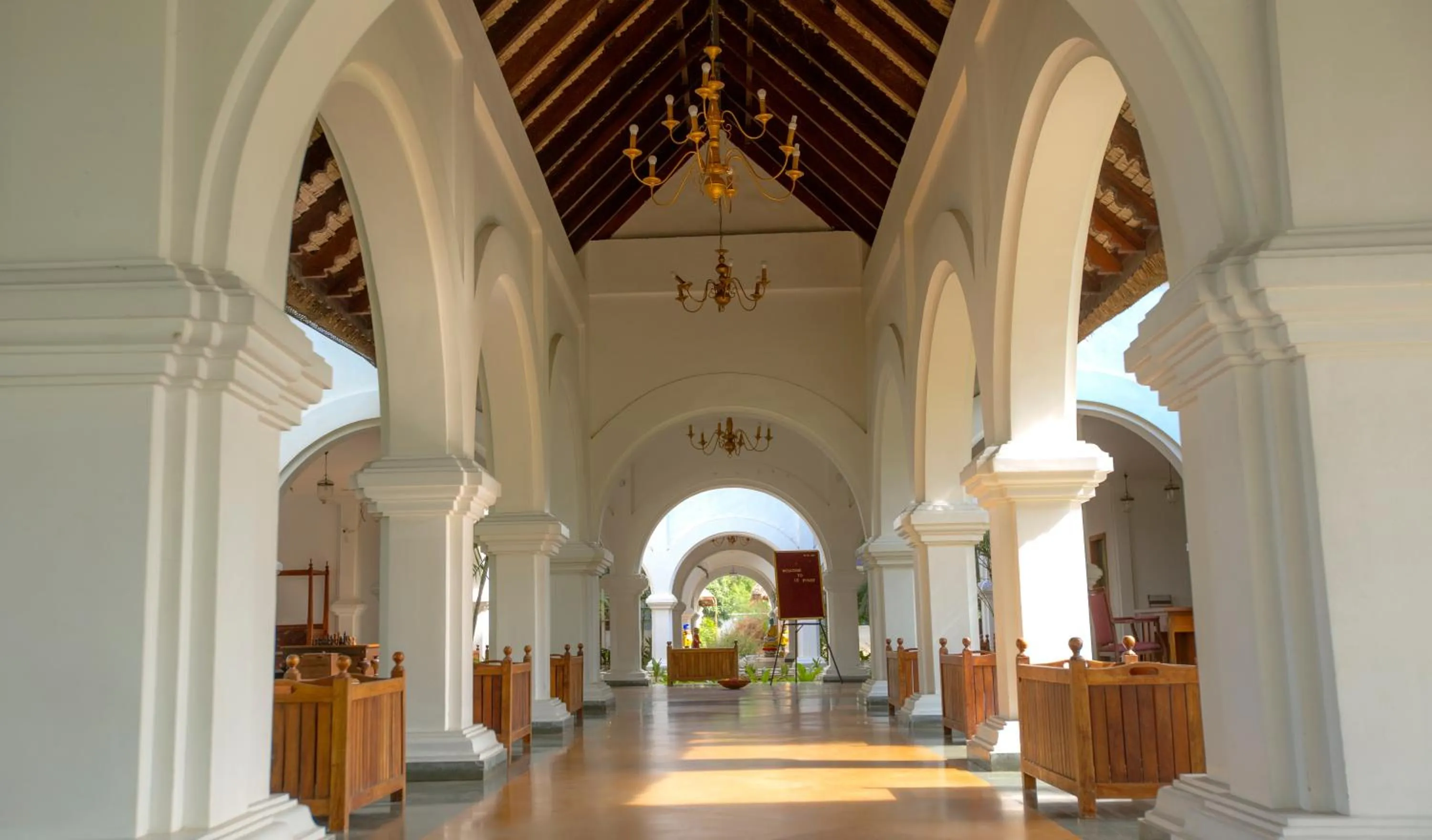 Area and facilities in Le Pondy