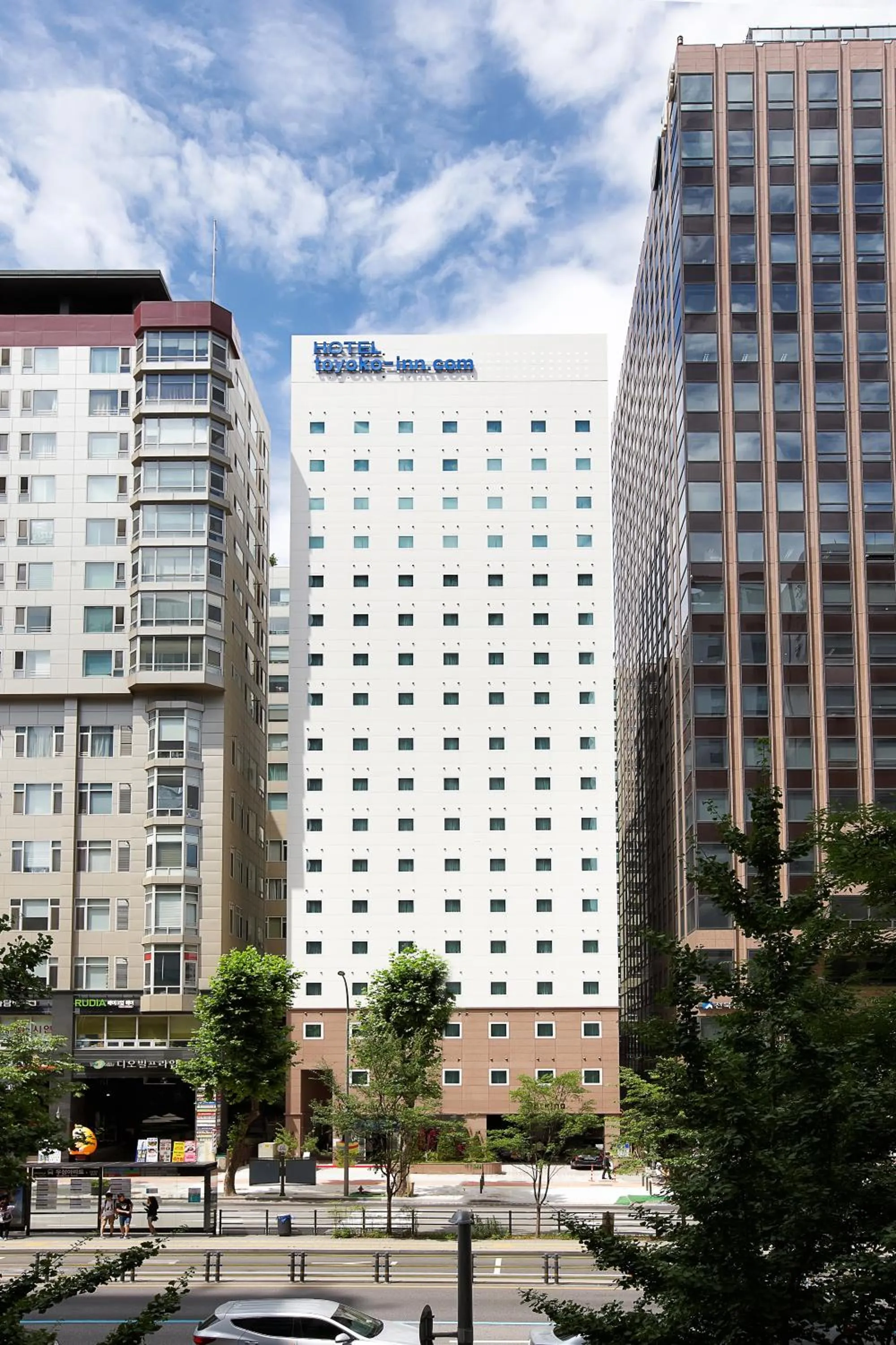 Property building in Toyoko Inn Seoul Gangnam