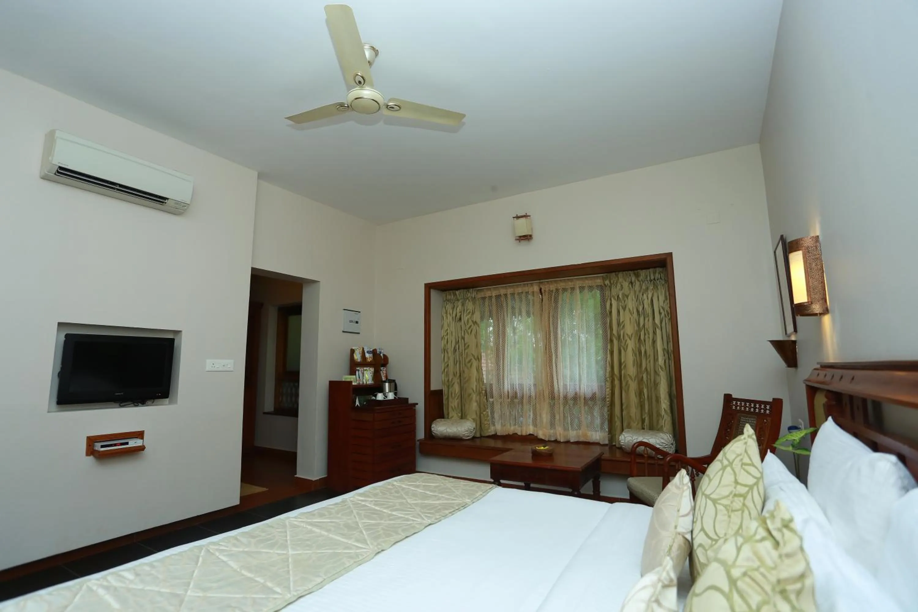 Photo of the whole room, Bed in Greenwoods Resort, Thekkady