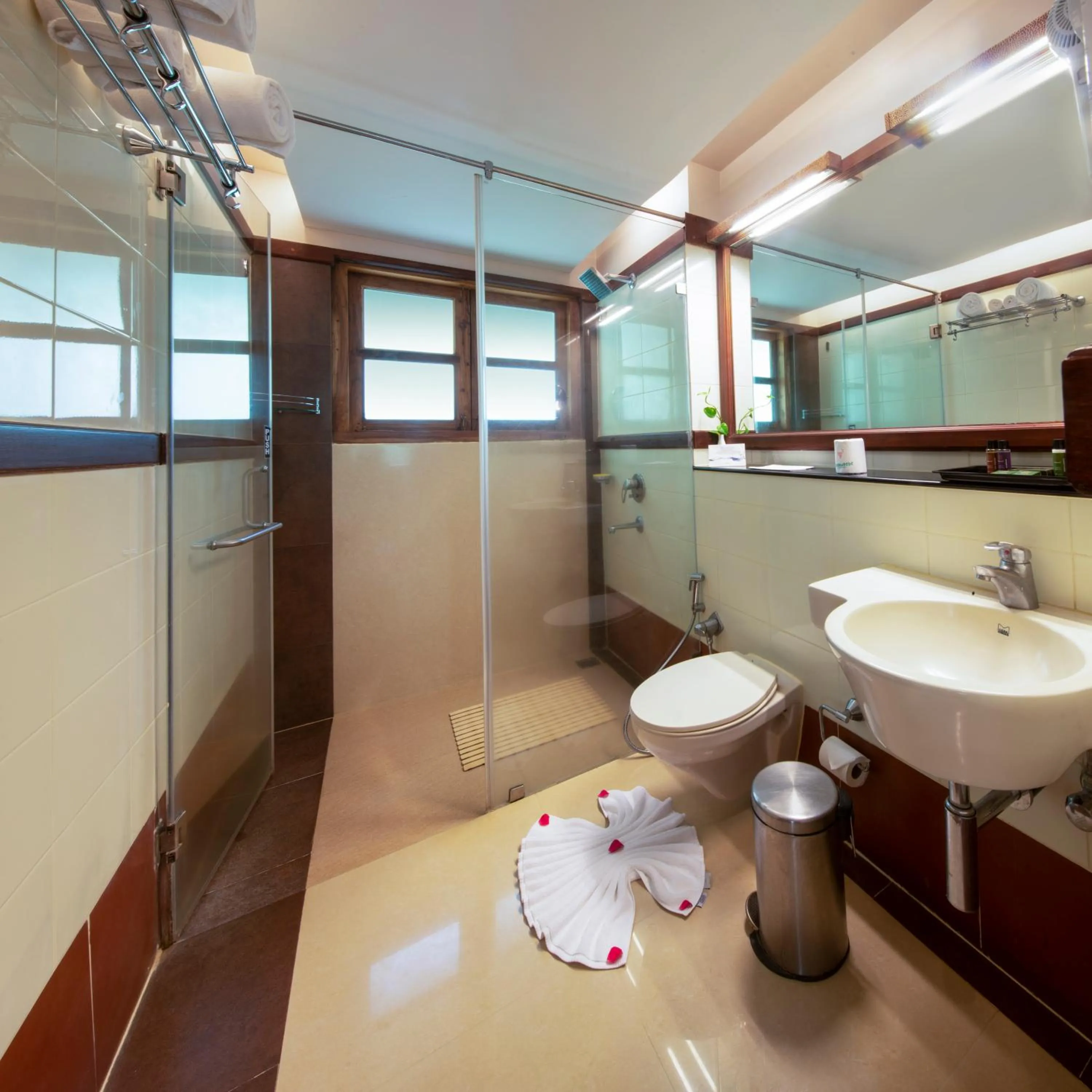Bathroom in Greenwoods Resort, Thekkady