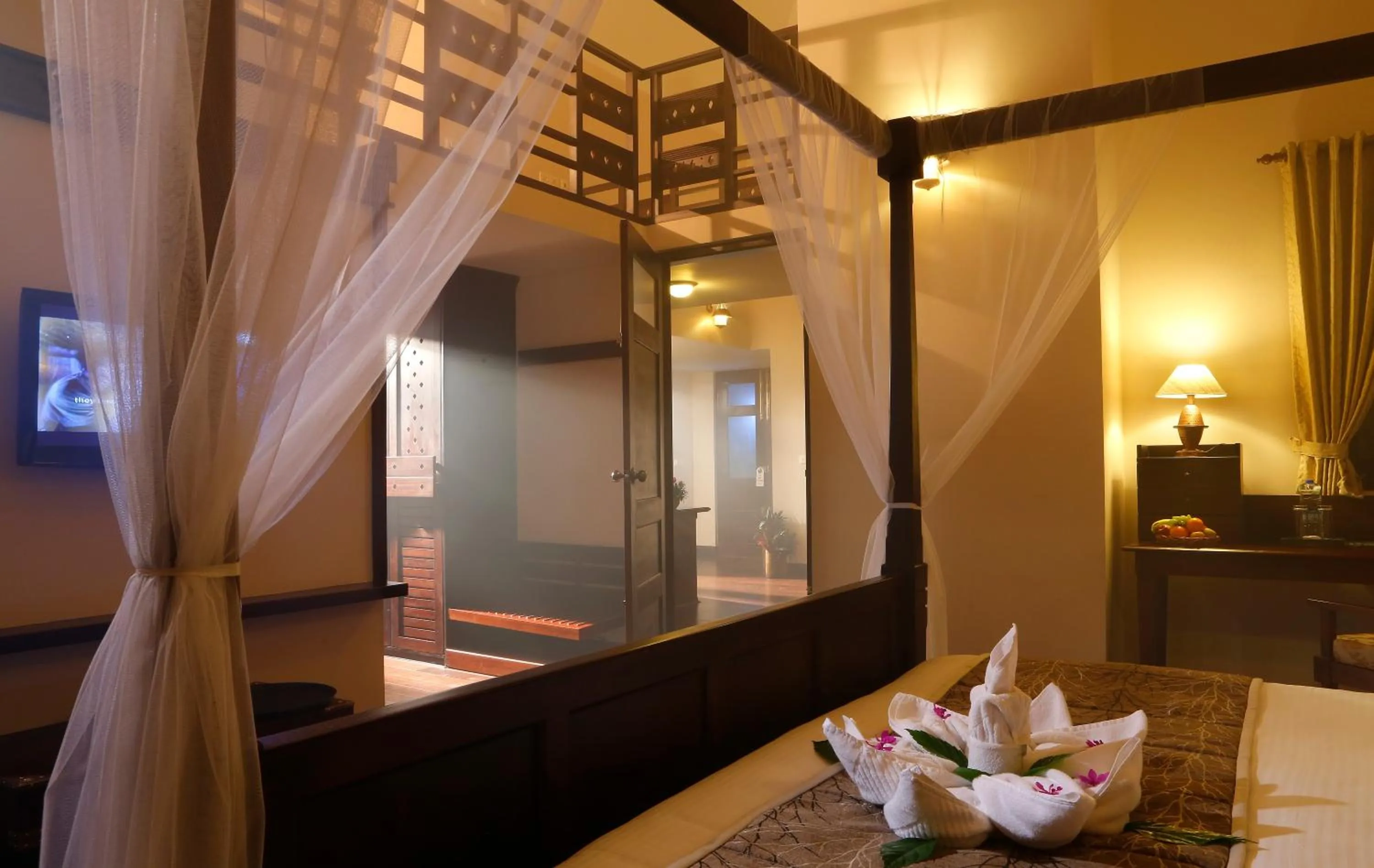 Bedroom, Bed in Greenwoods Resort, Thekkady