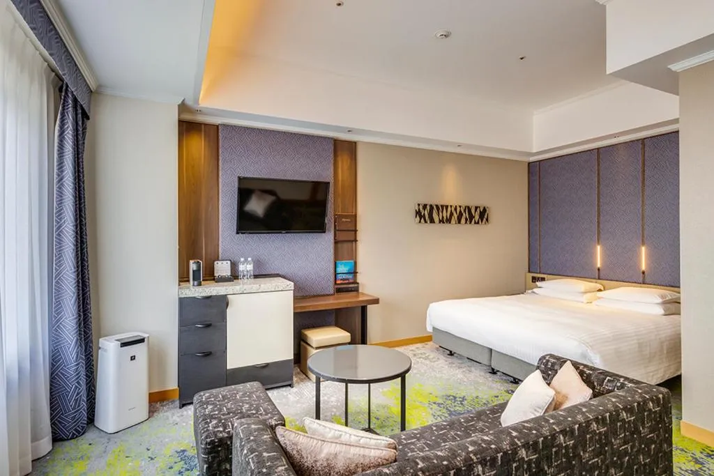 Photo of the whole room, Bed in Hotel Nikko Kumamoto