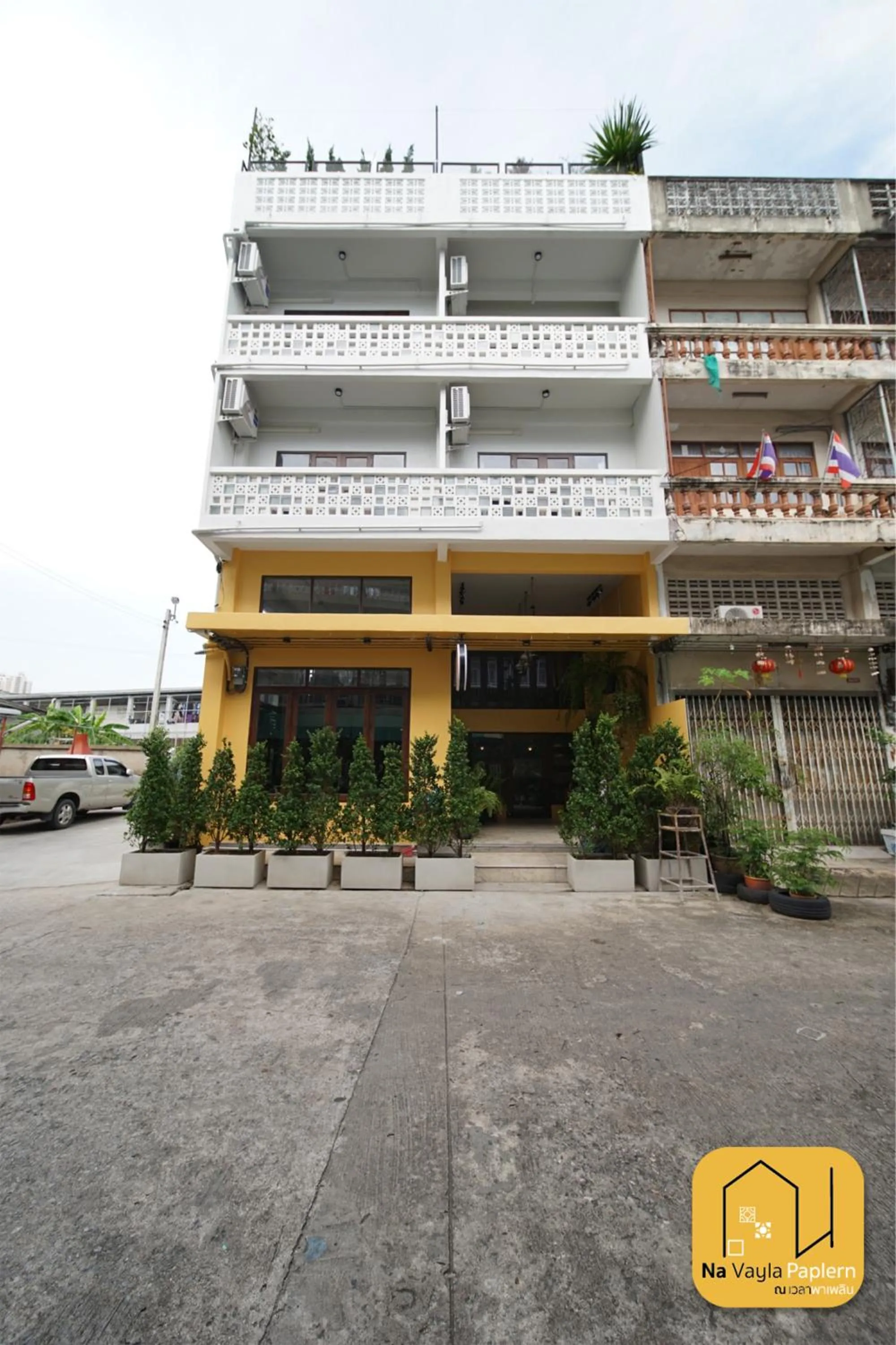 Property building in Na Vayla PaPlern