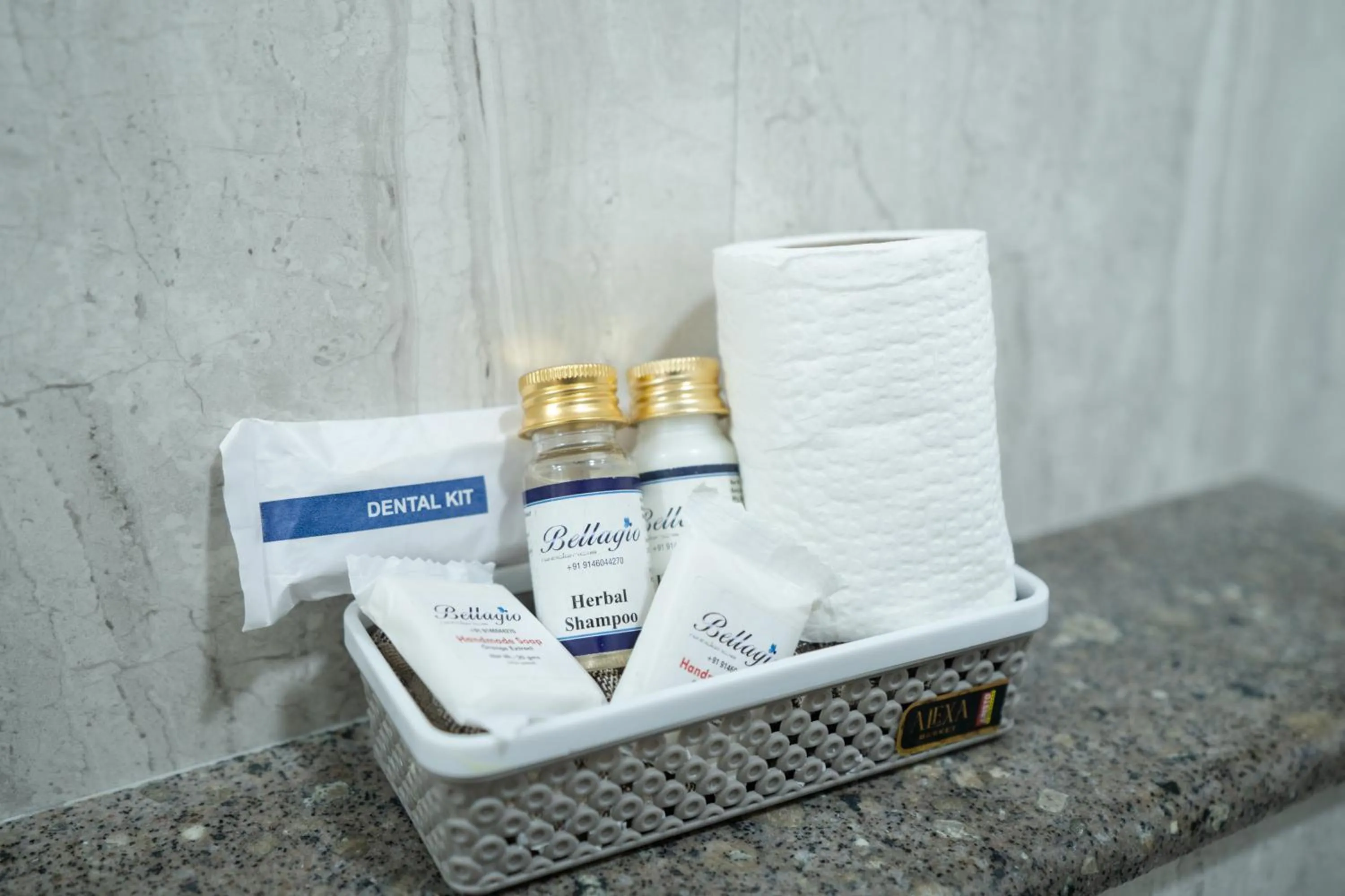 Toilet in Bellagio Rezidencia 1 BHK Service Apartments