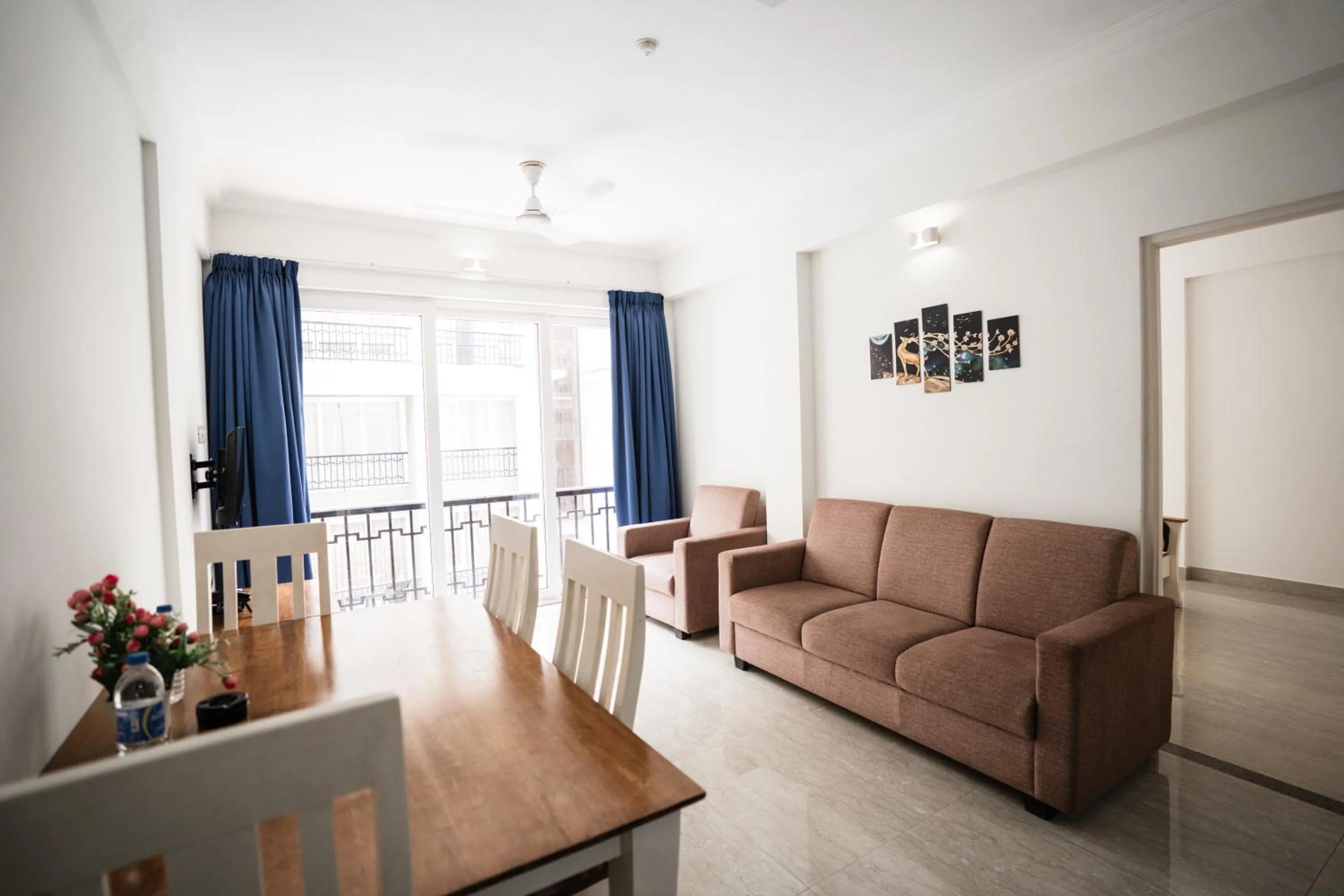 Living room in Bellagio Rezidencia 1 BHK Service Apartments