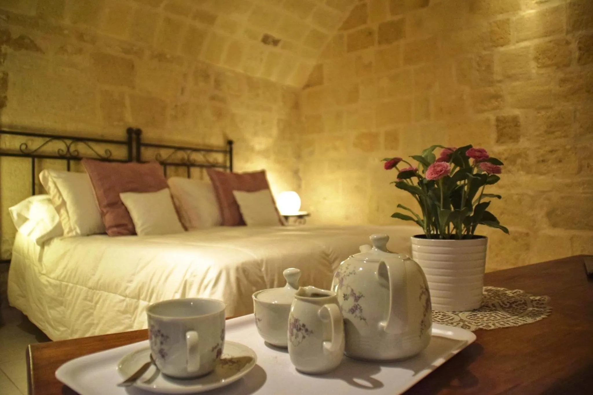 Photo of the whole room, Bed in Malandrì B&B