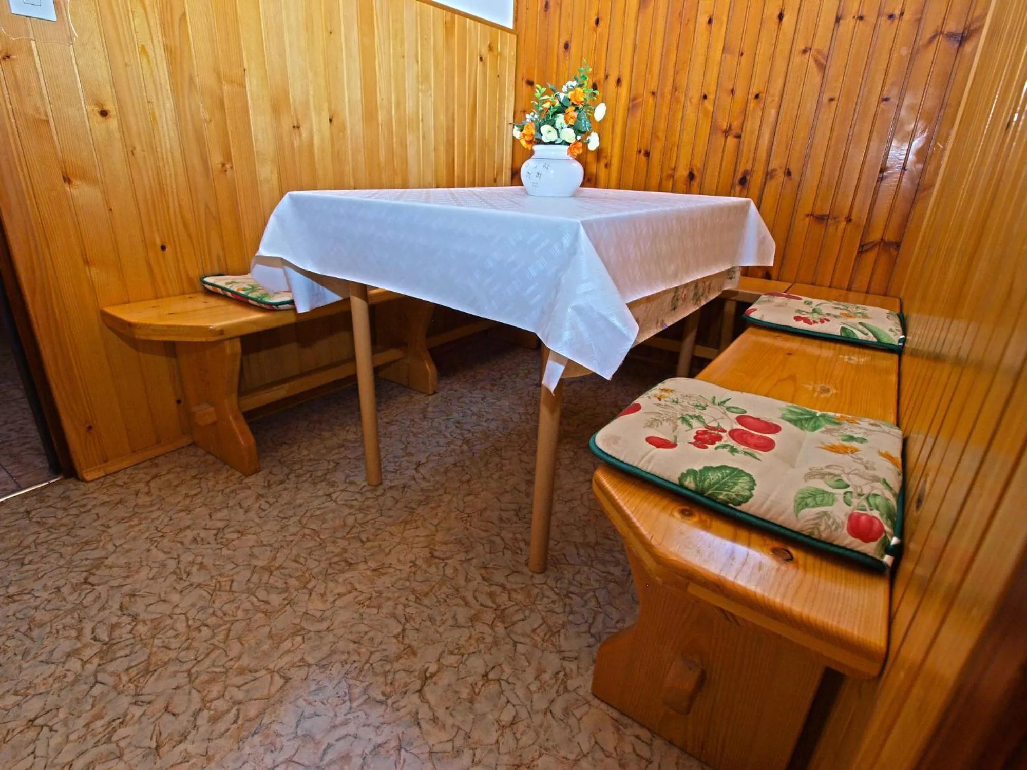 Bed in Apartments Irena 531