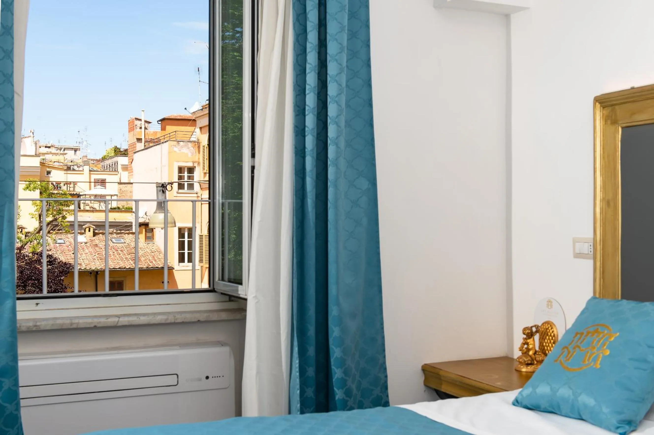 Bed in Art Atelier Borgo