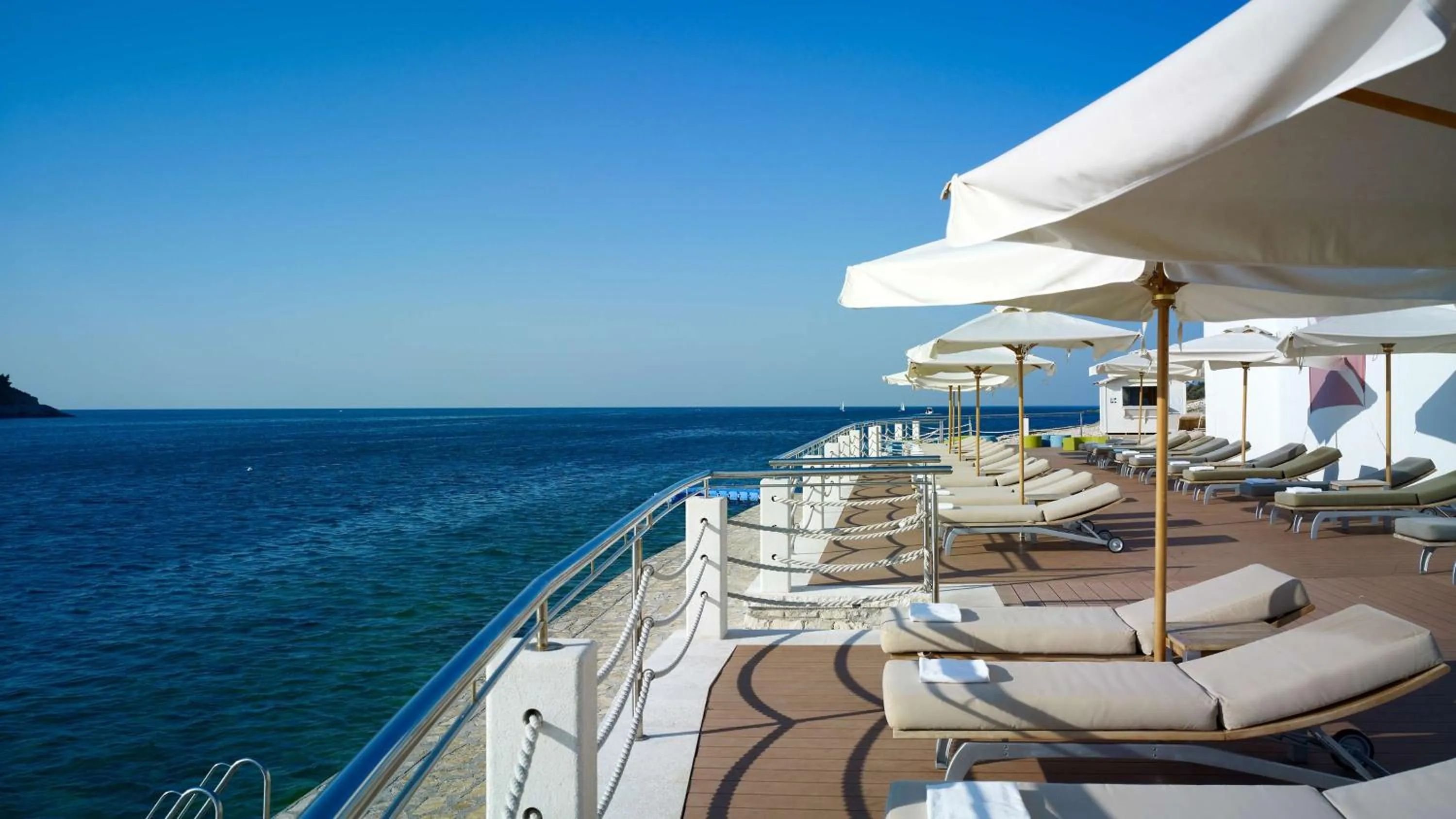 Property building in Park Plaza Histria Pula