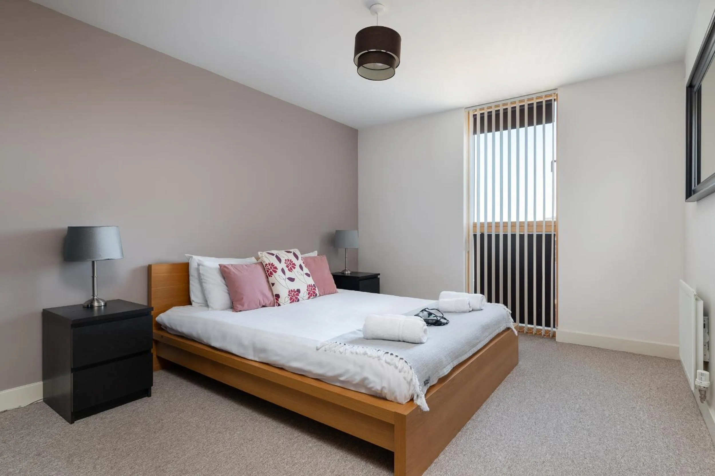 Bed in City Stay Apartments - Vizion