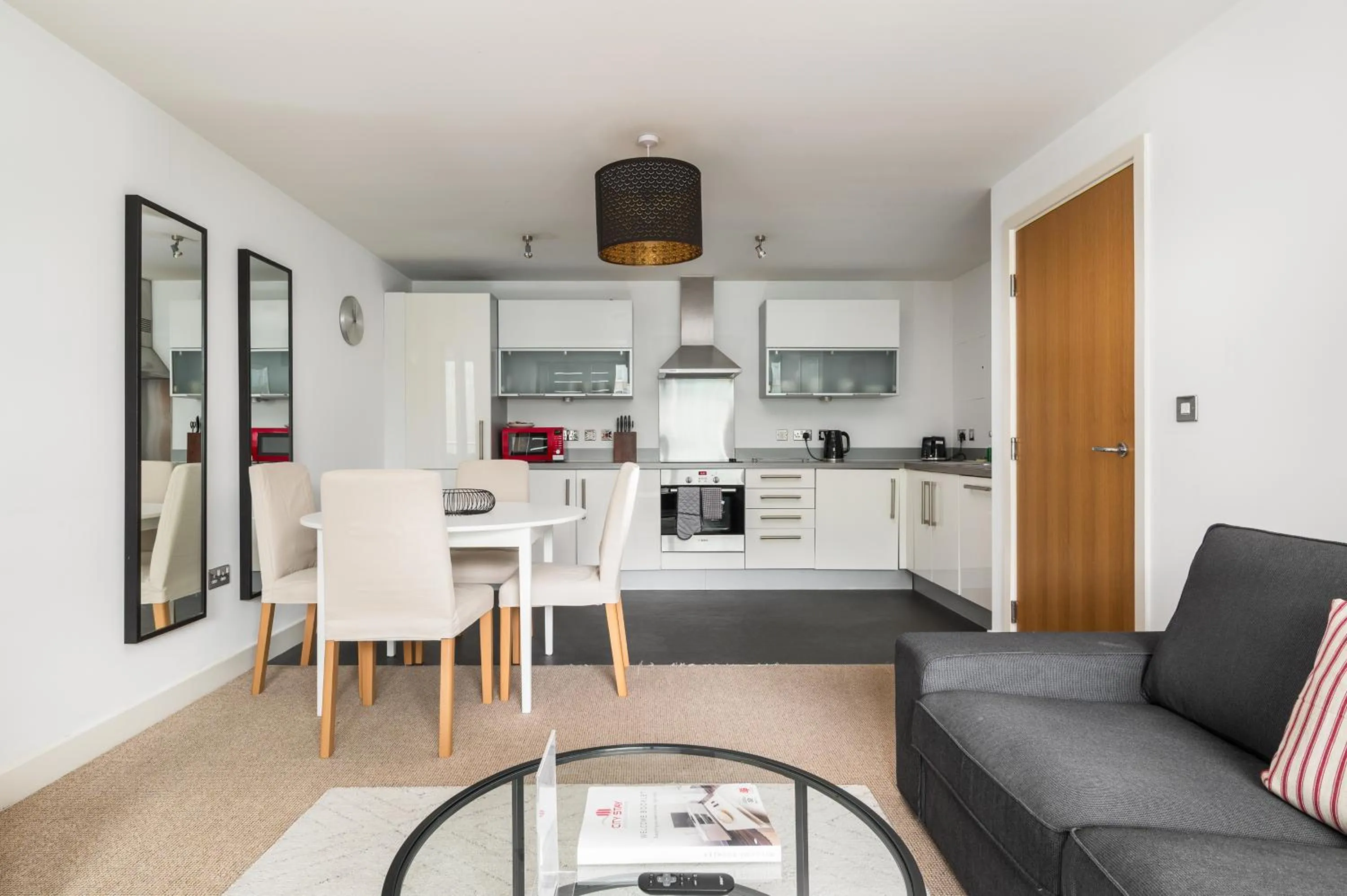 Seating area in City Stay Apartments - Vizion