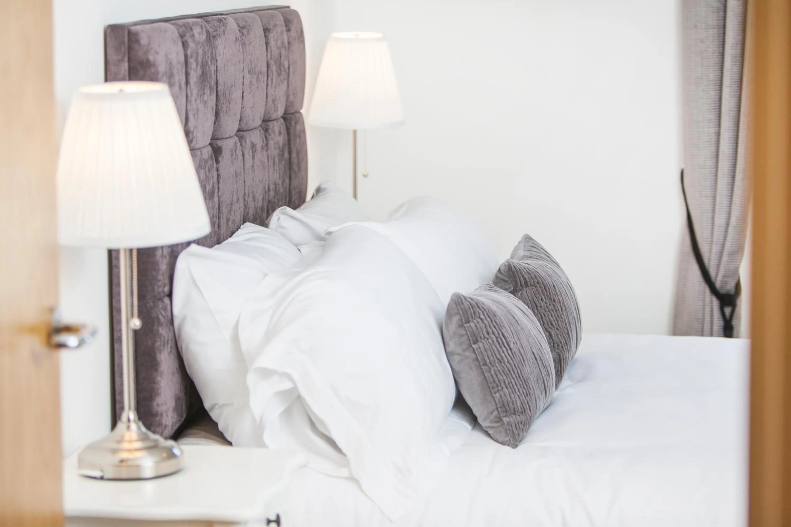 Bed in City Stay Apartments - Vizion