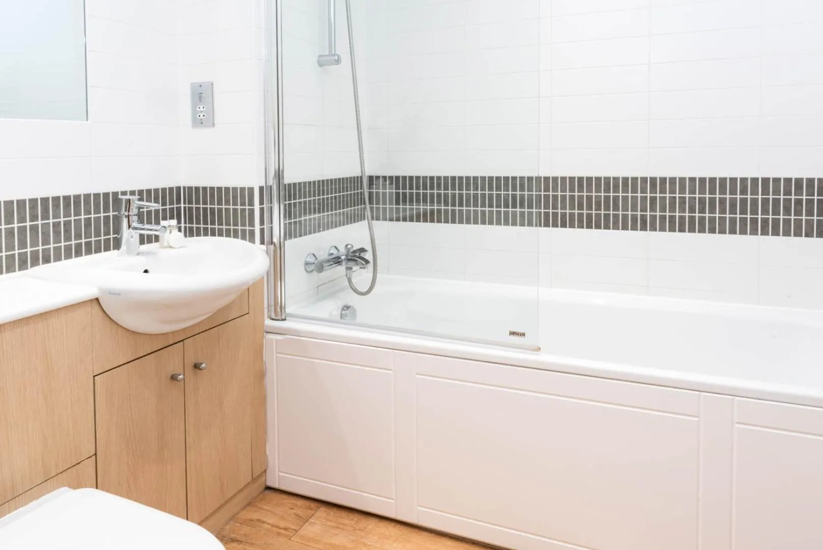 Bathroom in City Stay Apartments - Vizion